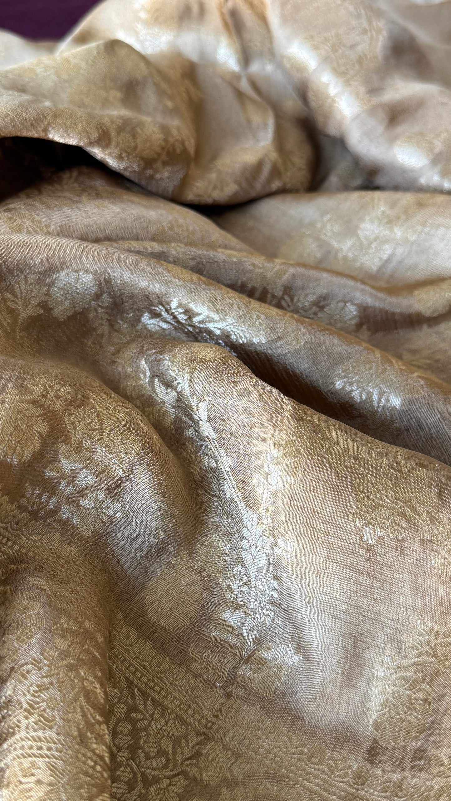 Munga Silk Banarasi Sarees - Subtle Gold Elegance