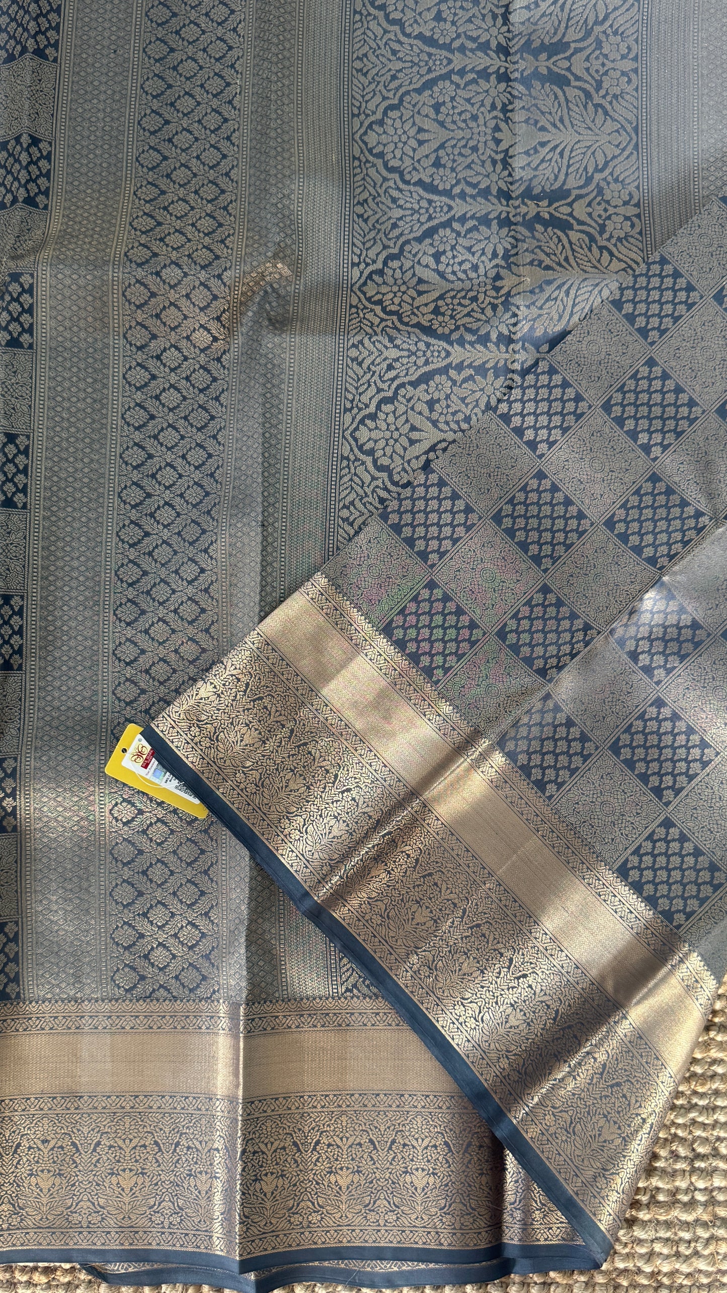 Pure Kanchivaram Silk Saree – Grey