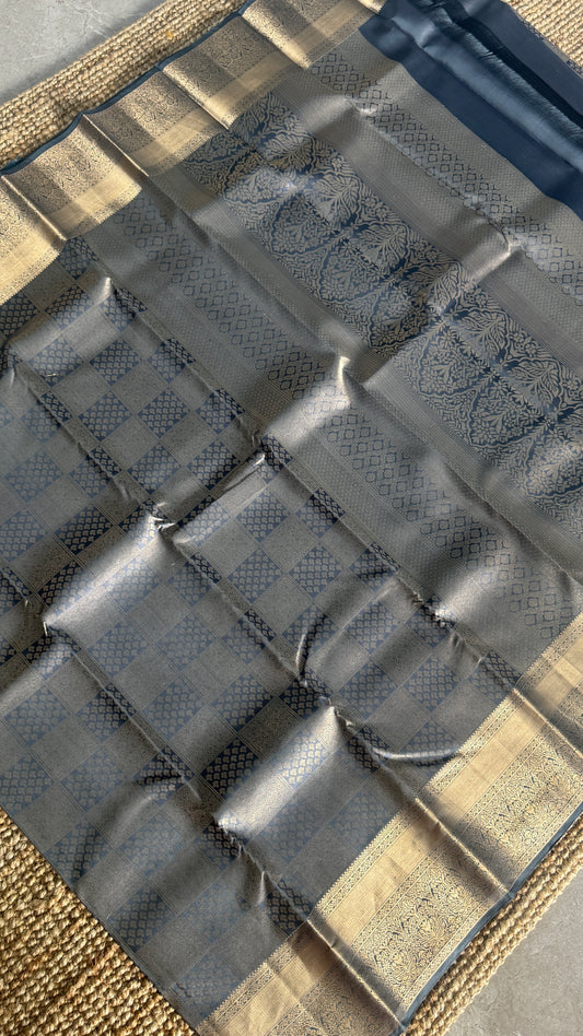 Pure Kanchivaram Silk Saree – Grey