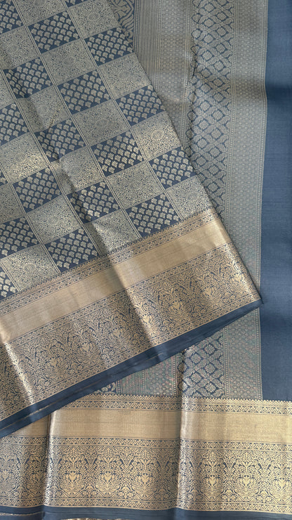 Pure Kanchivaram Silk Saree – Grey