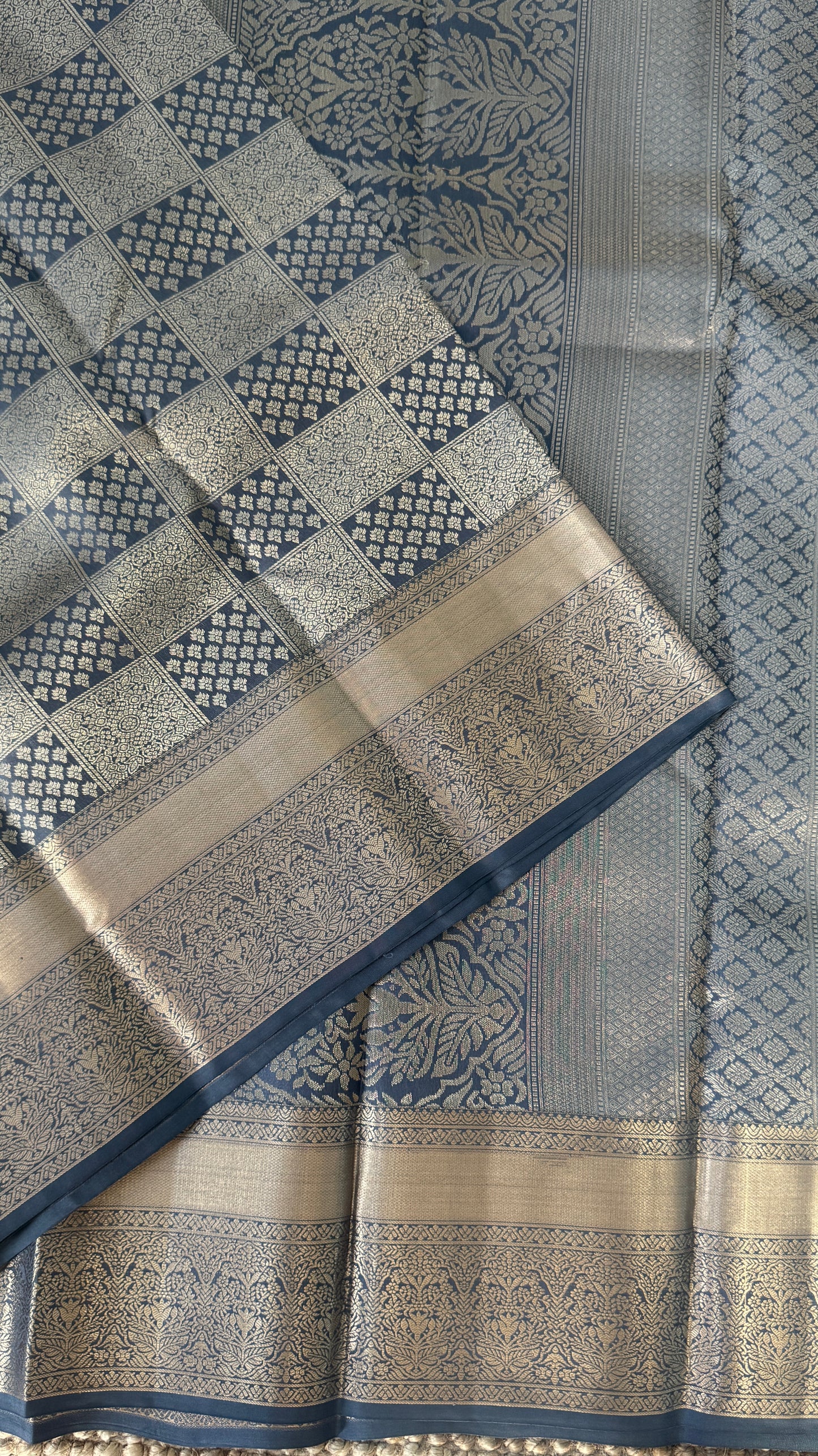 Pure Kanchivaram Silk Saree – Grey