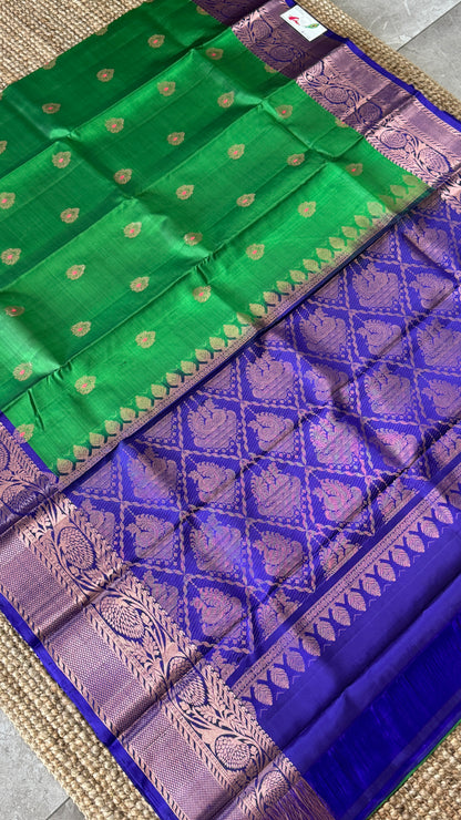 KANJIVARAM PURE SILK HANDLOOM SAREE in Green with Floral border in Royal Blue
