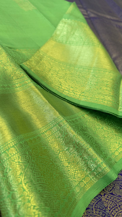 KANJIVARAM PURE SILK HANDLOOM SAREE – PARROT GREEN & PURPLE BORDER