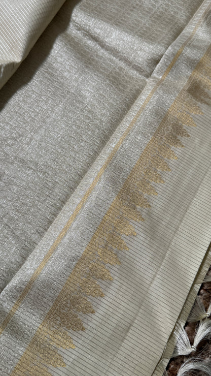KANJIVARAM PURE SILK SAREE – Checkered Bridal Saree in Beige/Ivory Color