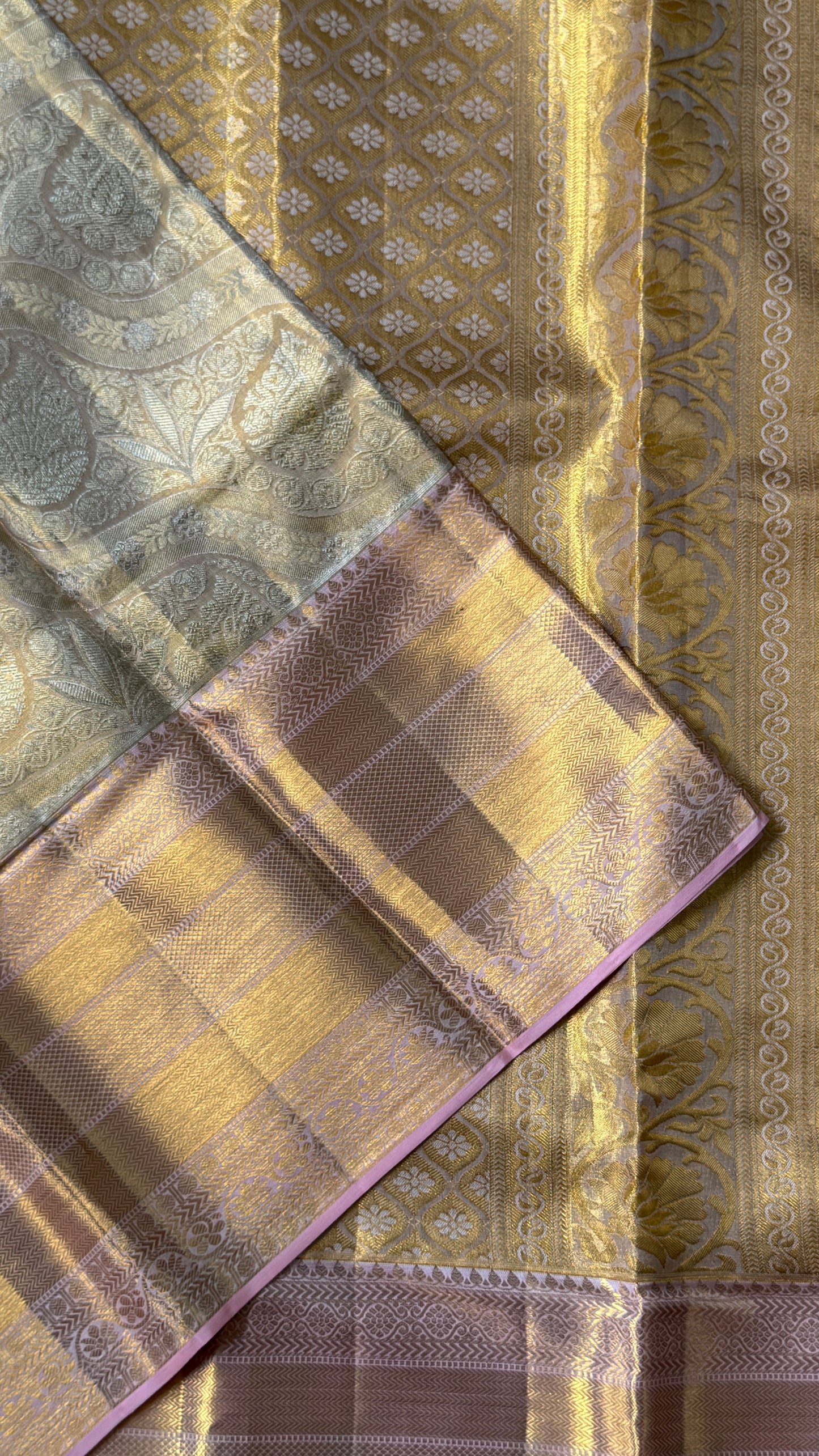 PURE TISSUE KANJIVARAM SILK HANDLOOM SAREE – LIGHT GOLD WITH PEACH BORDER