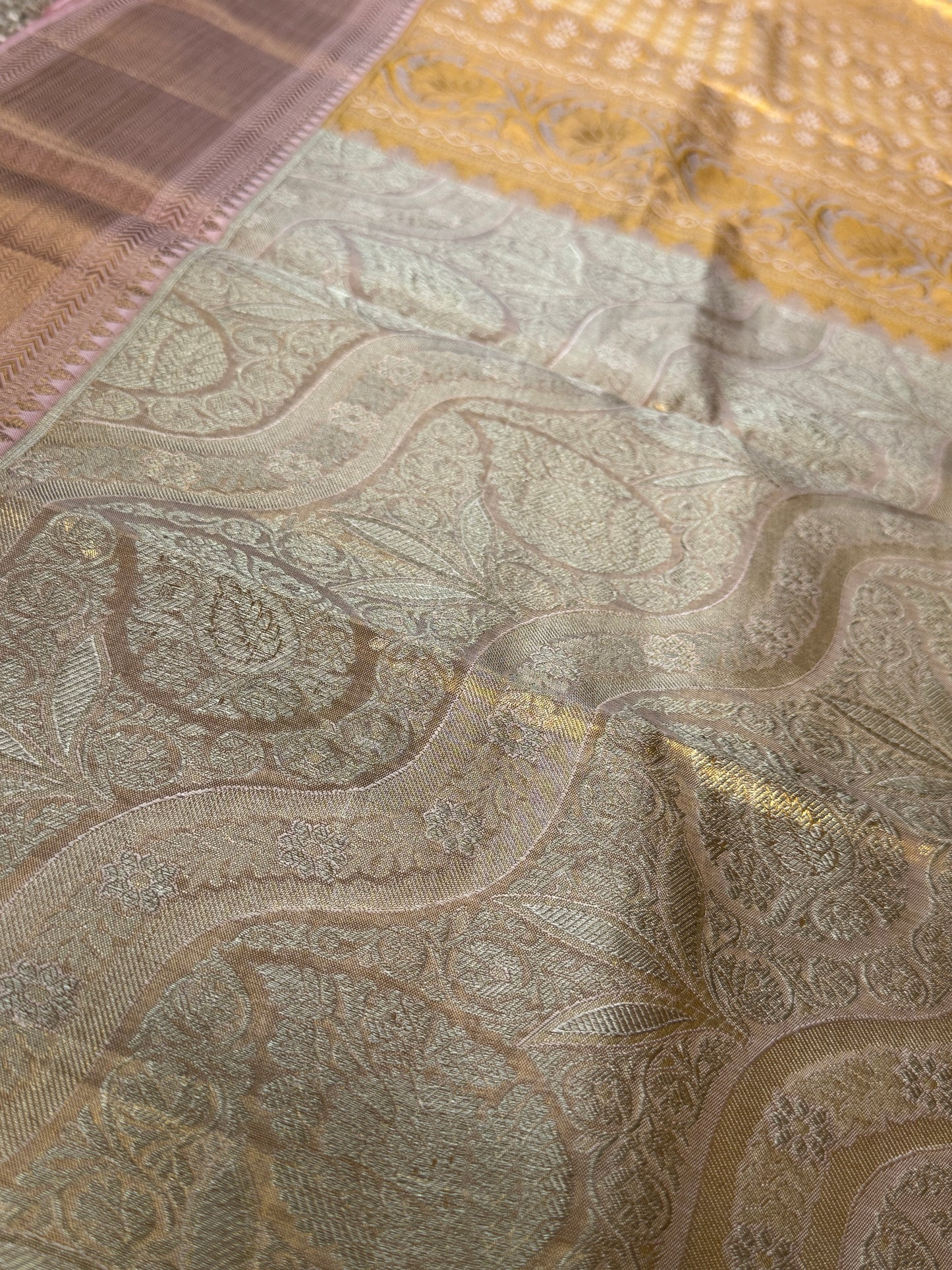 PURE TISSUE KANJIVARAM SILK HANDLOOM SAREE – LIGHT GOLD WITH PEACH BORDER