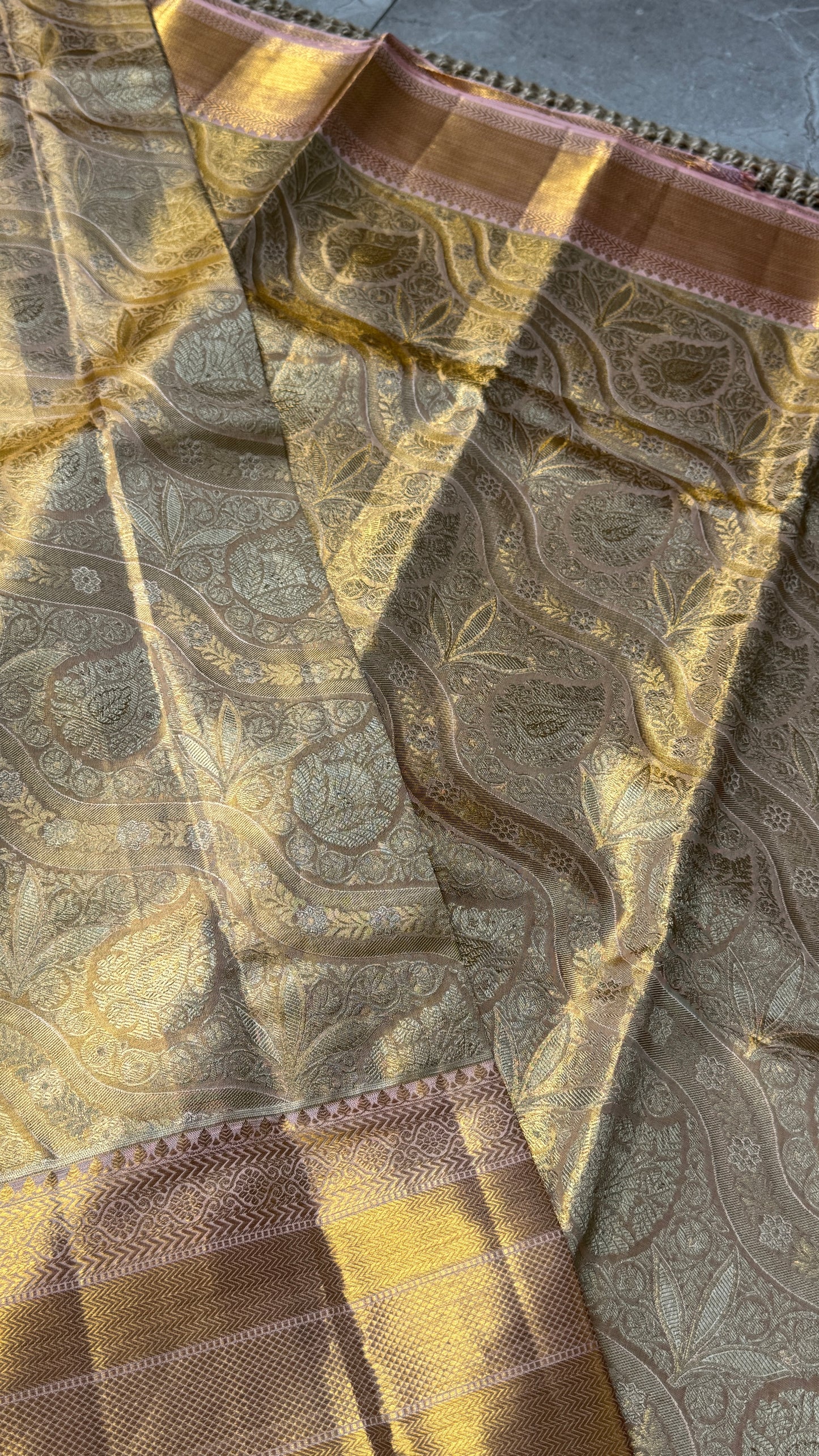 PURE TISSUE KANJIVARAM SILK HANDLOOM SAREE – LIGHT GOLD WITH PEACH BORDER