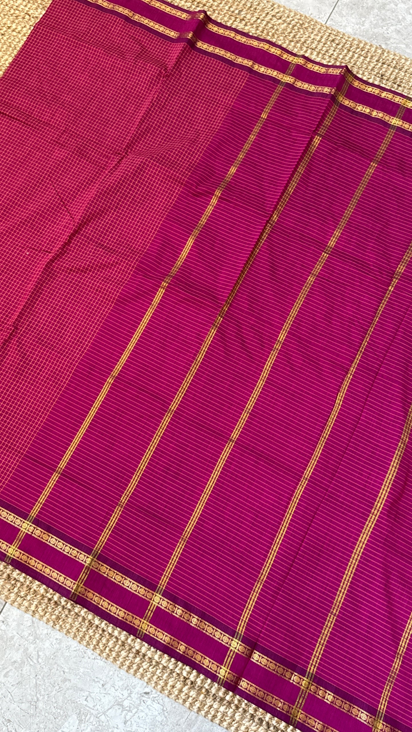 Purely Hand-Woven - Pink checkered traditional Saree