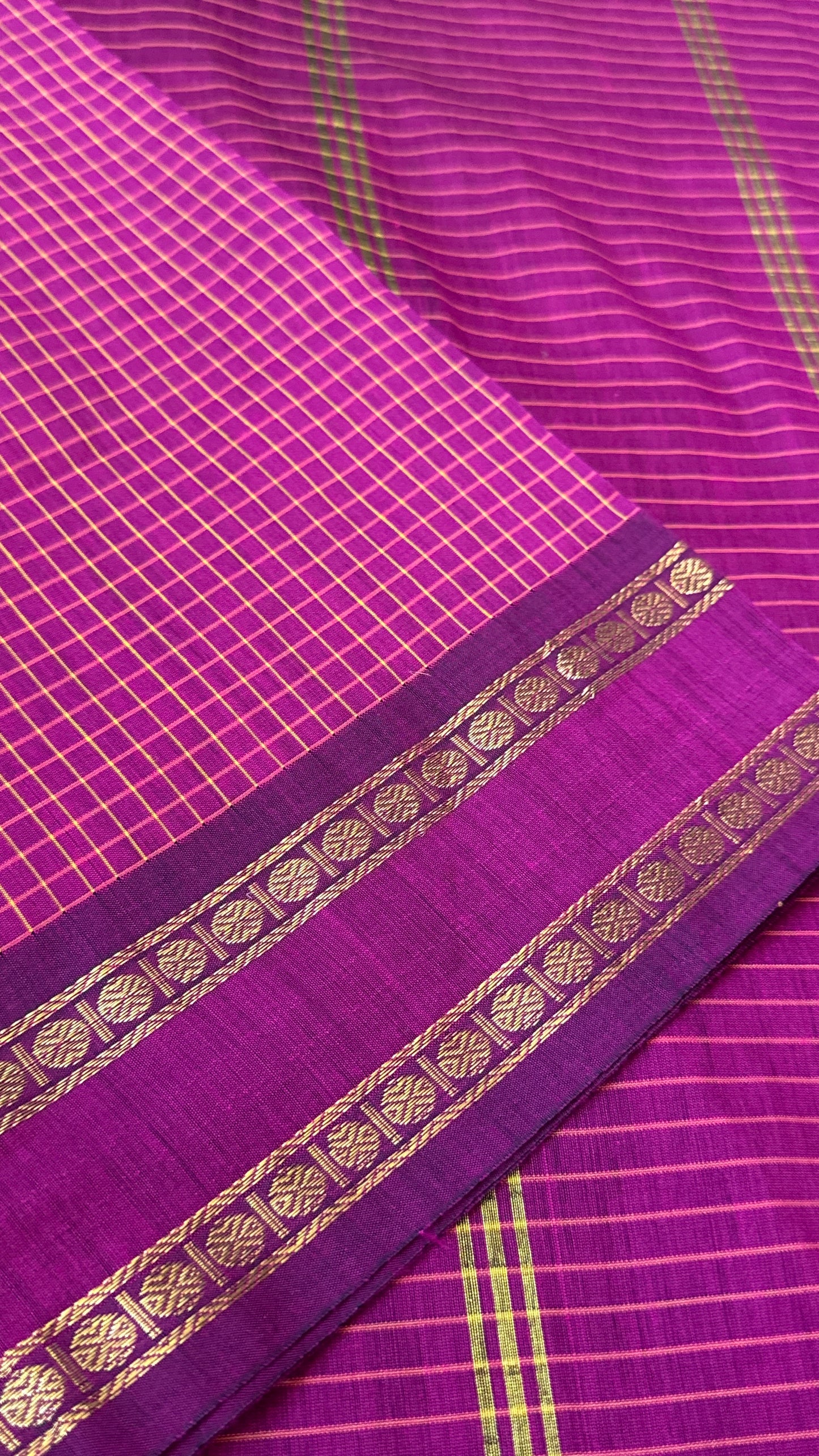 Purely Hand-Woven - Pink checkered traditional Saree