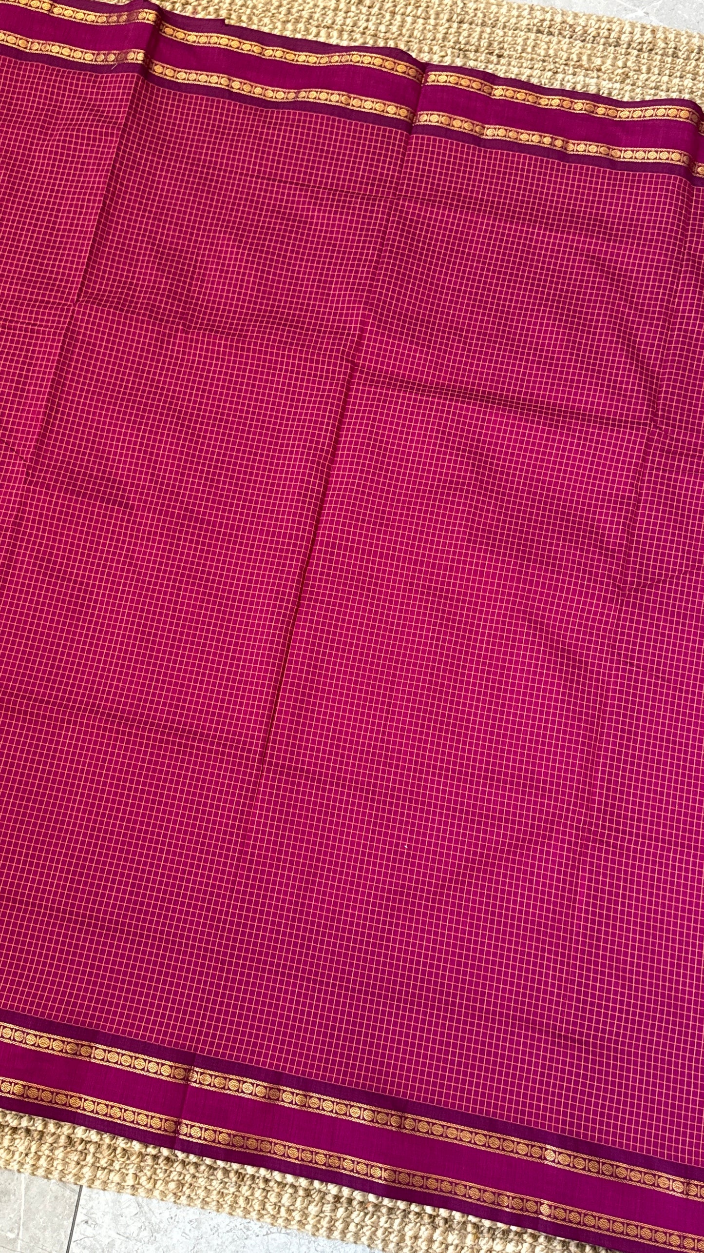 Purely Hand-Woven - Pink checkered traditional Saree