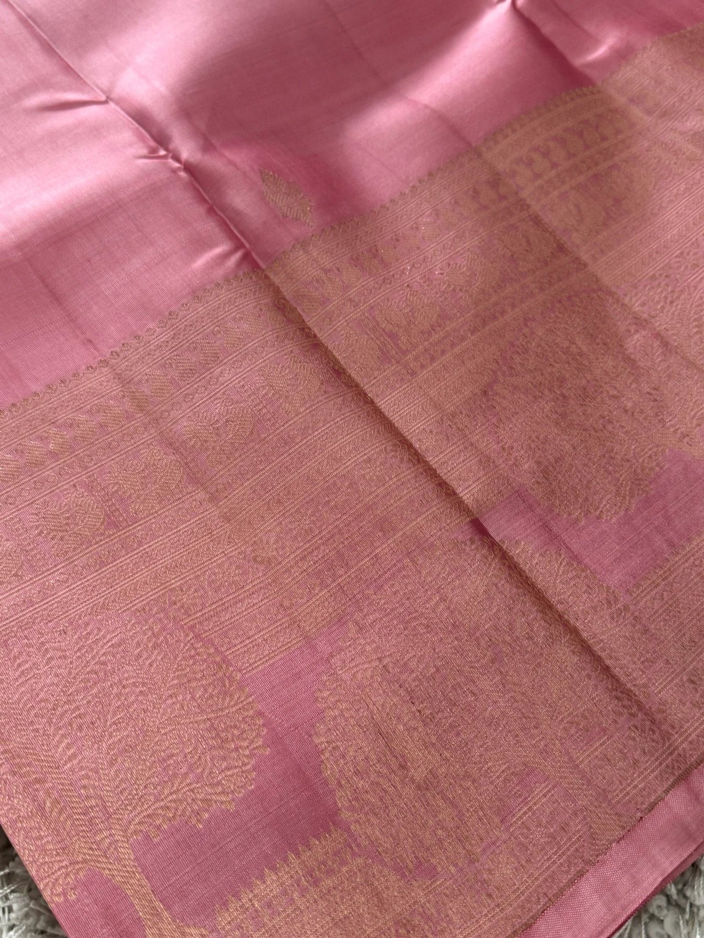 KANJIVARAM PURE SILK SAREE – Light Pink with Turning Border