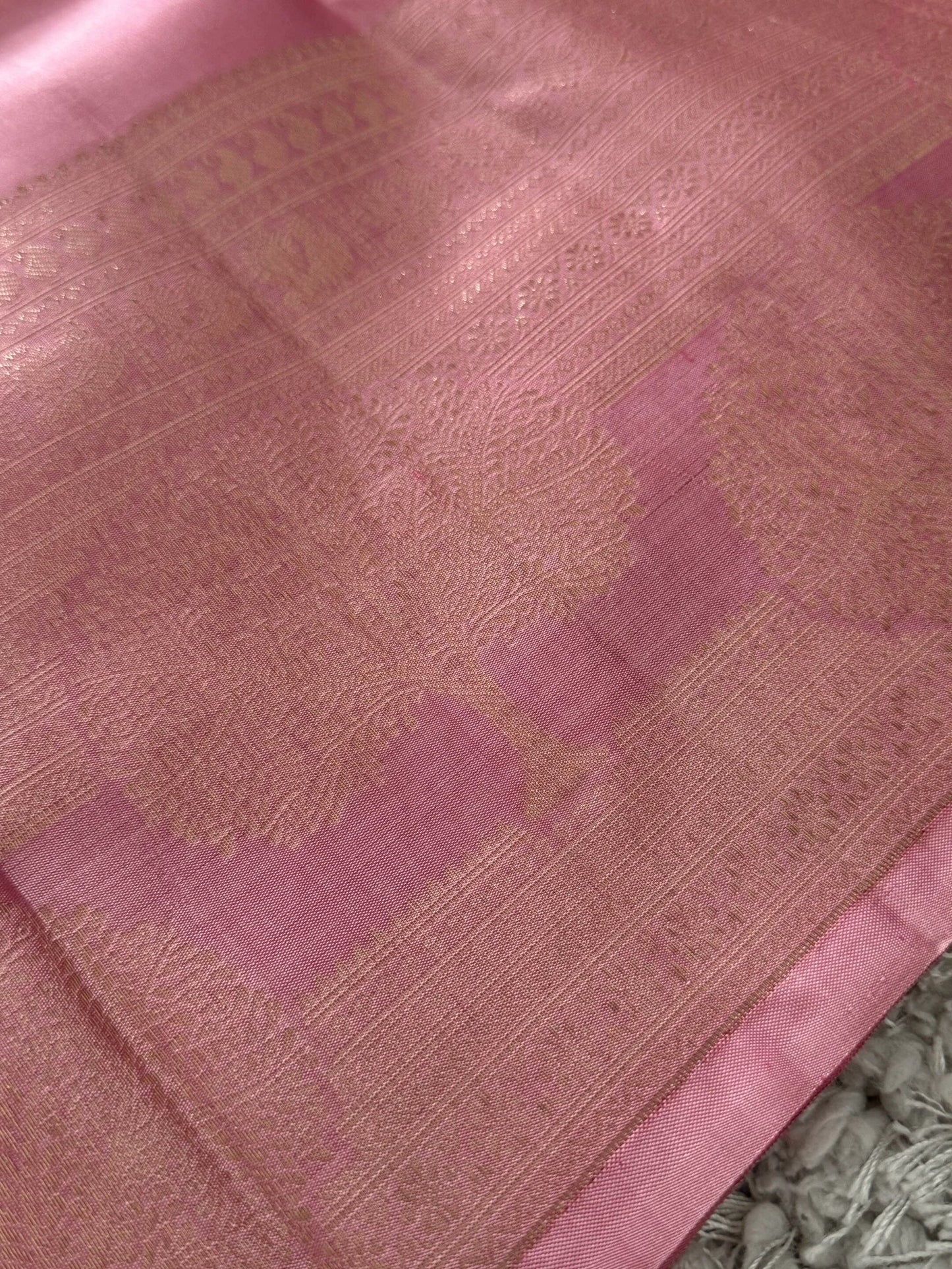 KANJIVARAM PURE SILK SAREE – Light Pink with Turning Border
