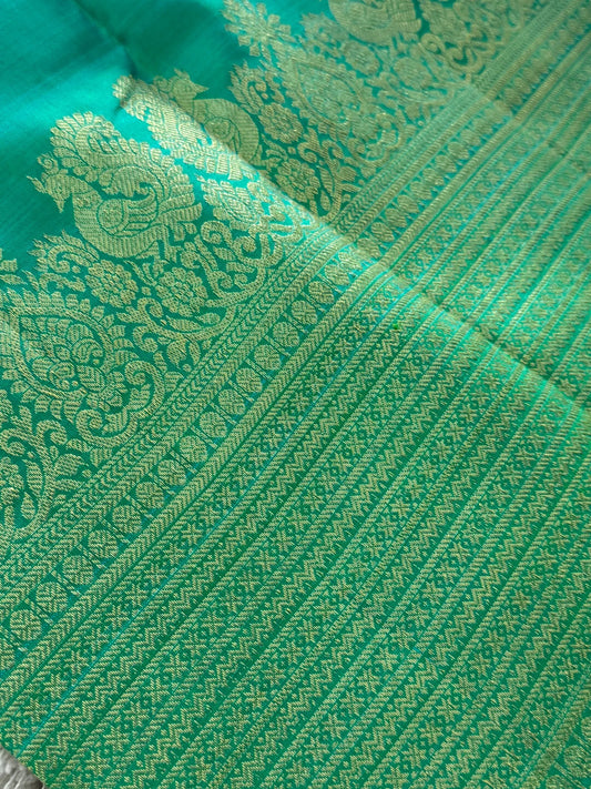 KANJIVARAM PURE SILK SAREE – Rama Green with Turning Border