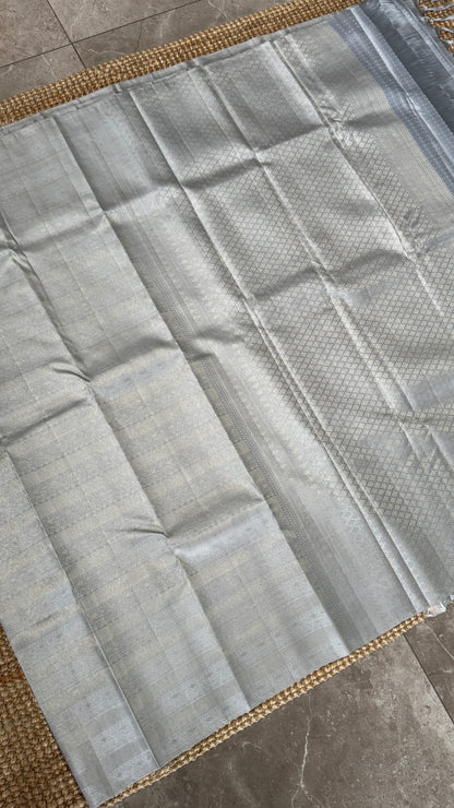 Pure Kanchivaram Silk Saree – Silver Grey Elegance Woven in Tradition