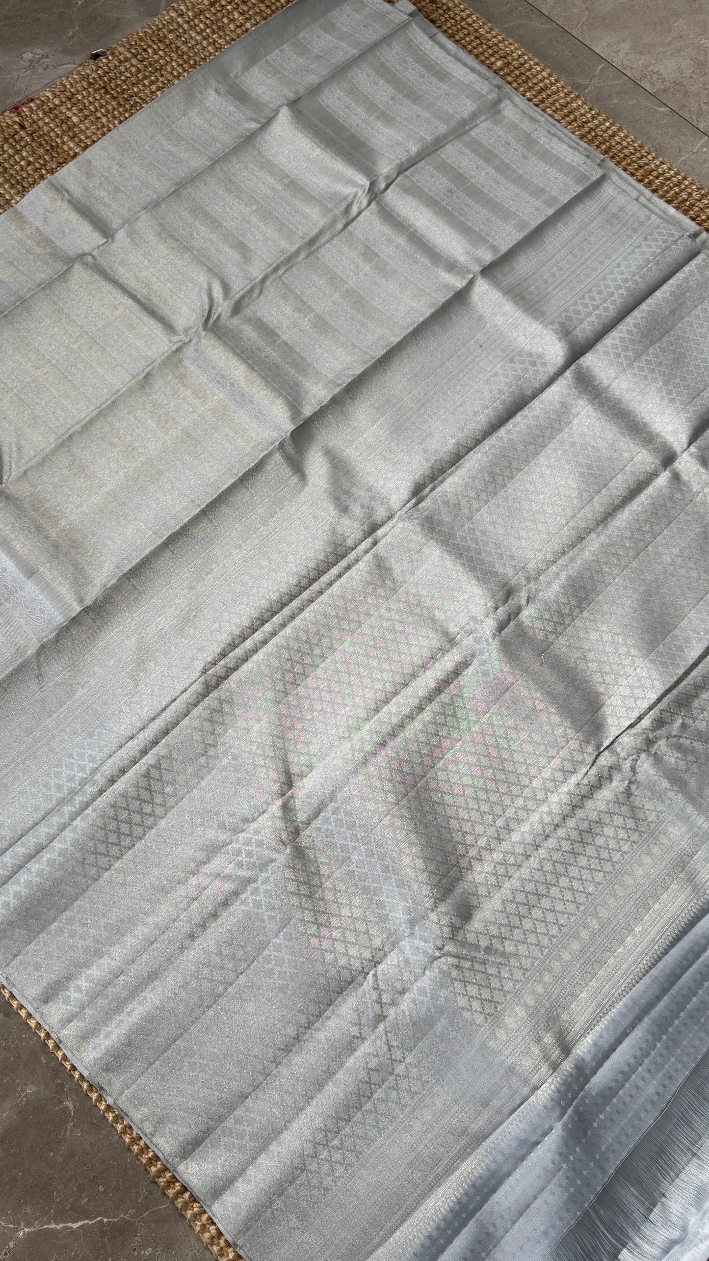 Pure Kanchivaram Silk Saree – Silver Grey Elegance Woven in Tradition