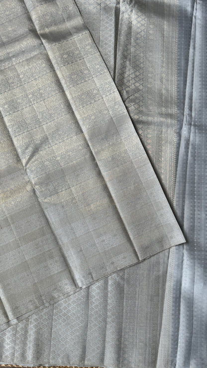 Pure Kanchivaram Silk Saree – Silver Grey Elegance Woven in Tradition
