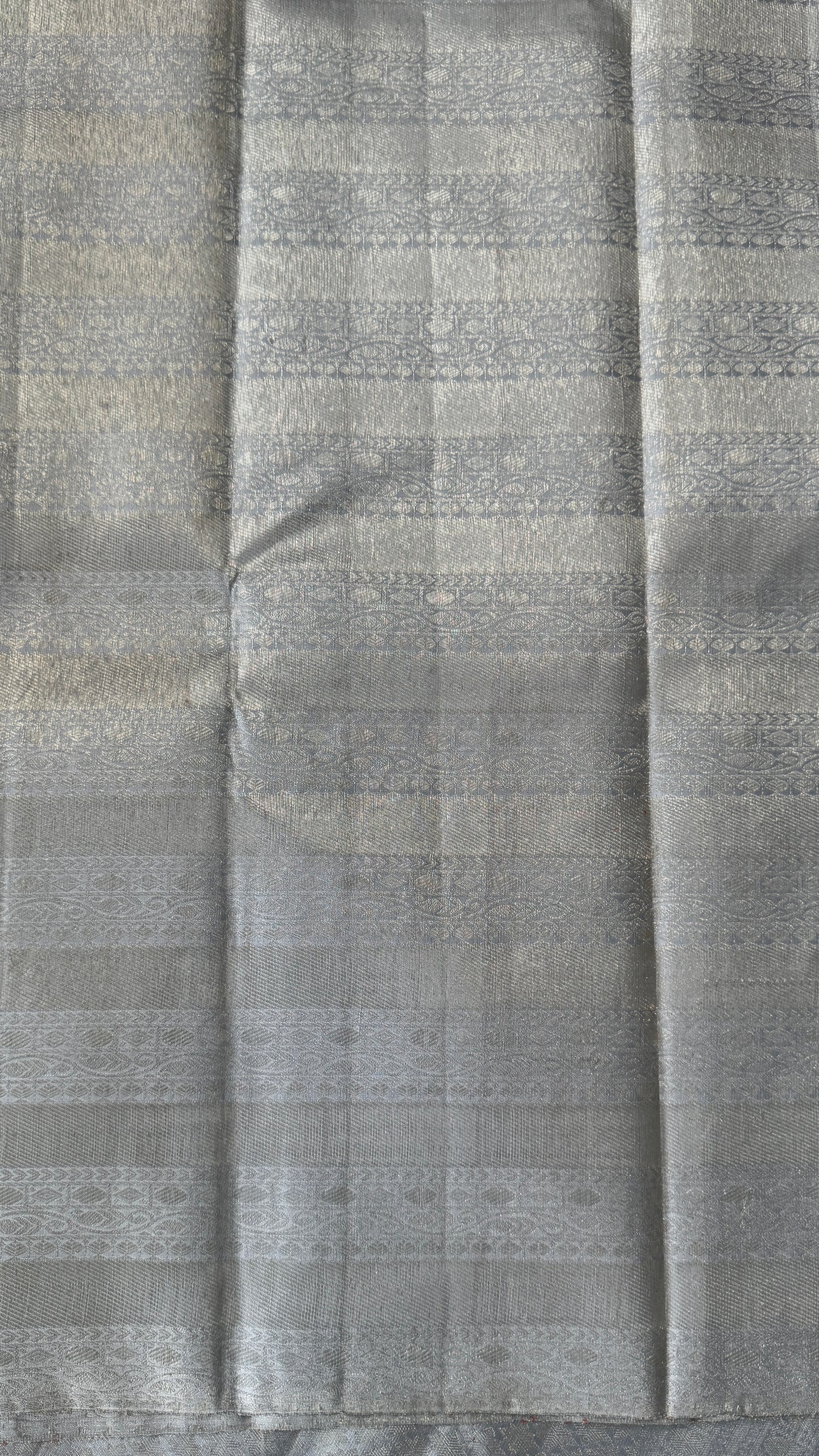 Pure Kanchivaram Silk Saree – Silver Grey Elegance Woven in Tradition