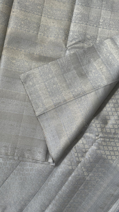 Pure Kanchivaram Silk Saree – Silver Grey Elegance Woven in Tradition