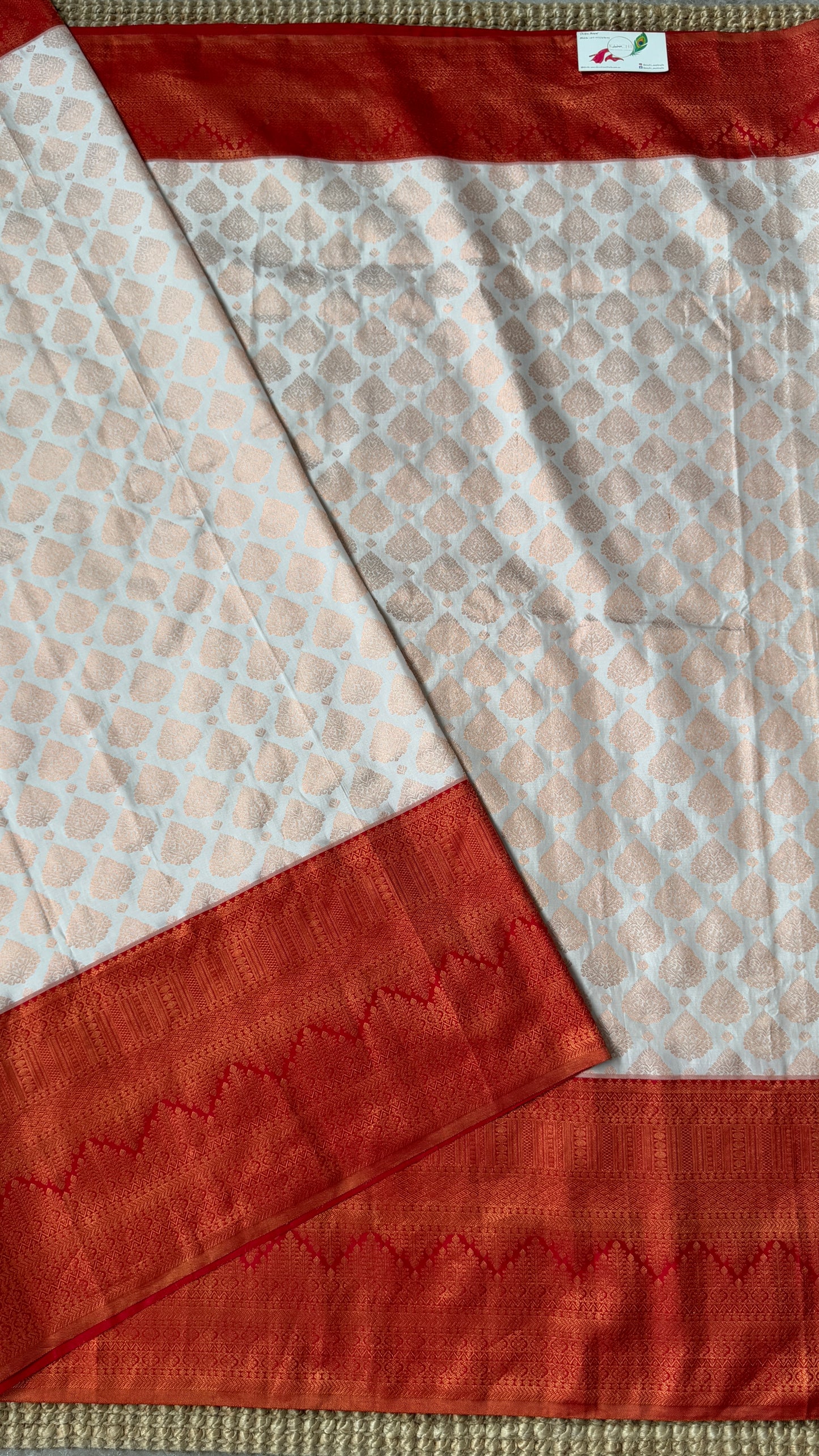 Bridal KANJIVARAM PURE SILK HANDLOOM SAREE in White and Deep Red