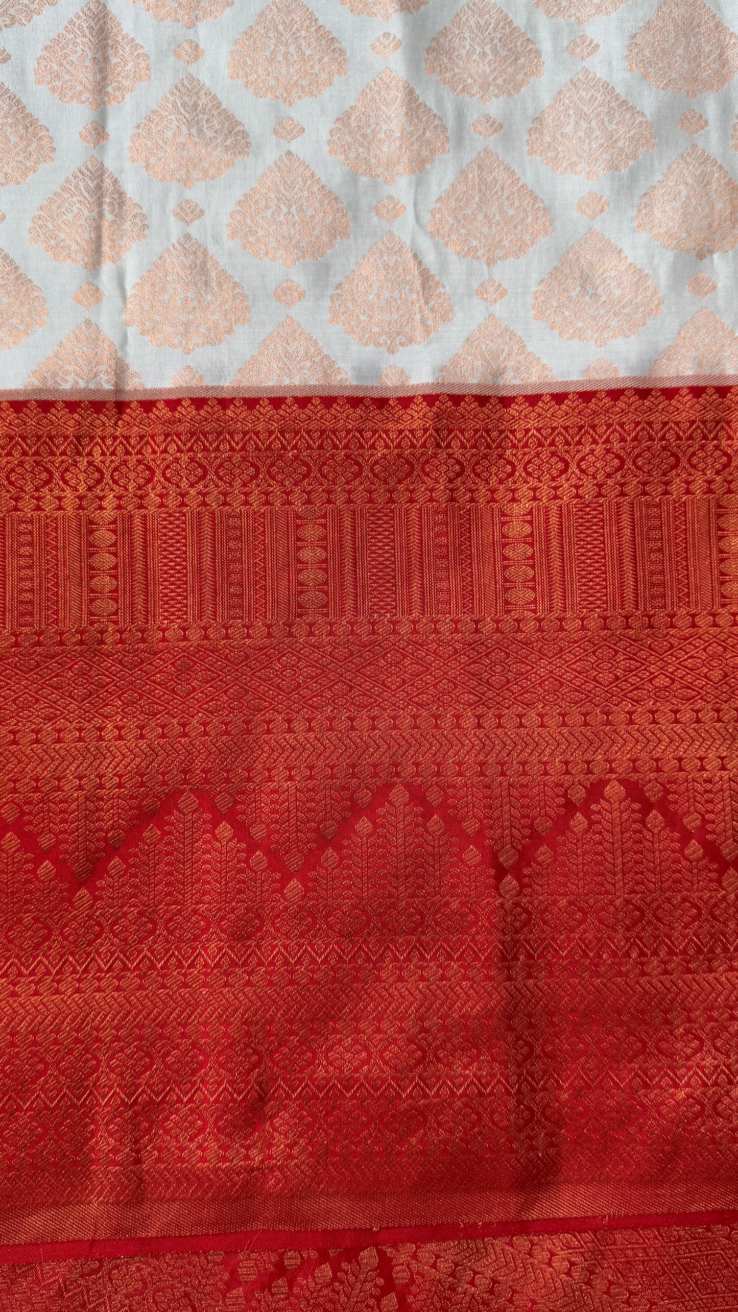 Bridal KANJIVARAM PURE SILK HANDLOOM SAREE in White and Deep Red