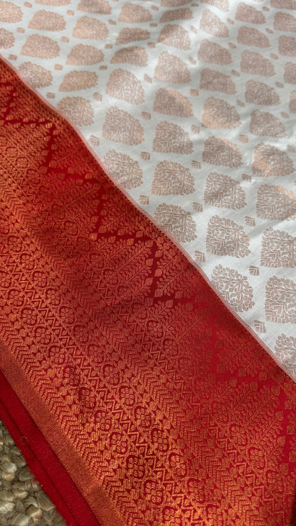 Bridal KANJIVARAM PURE SILK HANDLOOM SAREE in White and Deep Red