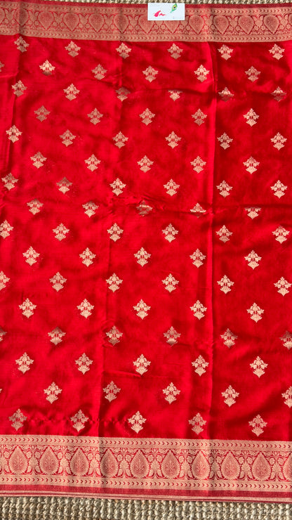 Elegant Georgette Crepe Silk Saree with Antique Gold Banarasi Borders - Red