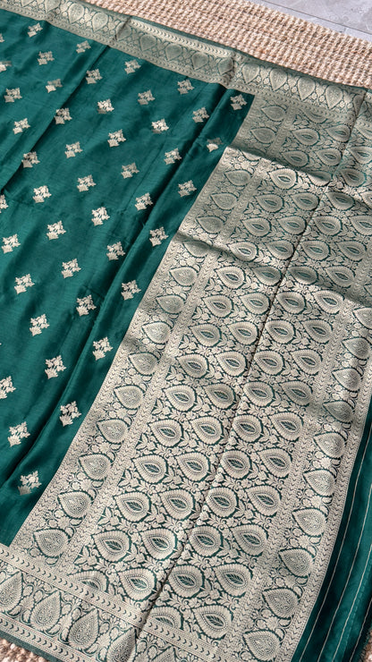 Elegant Georgette Crepe Silk Saree with Antique Gold Banarasi Borders - Bottle Green