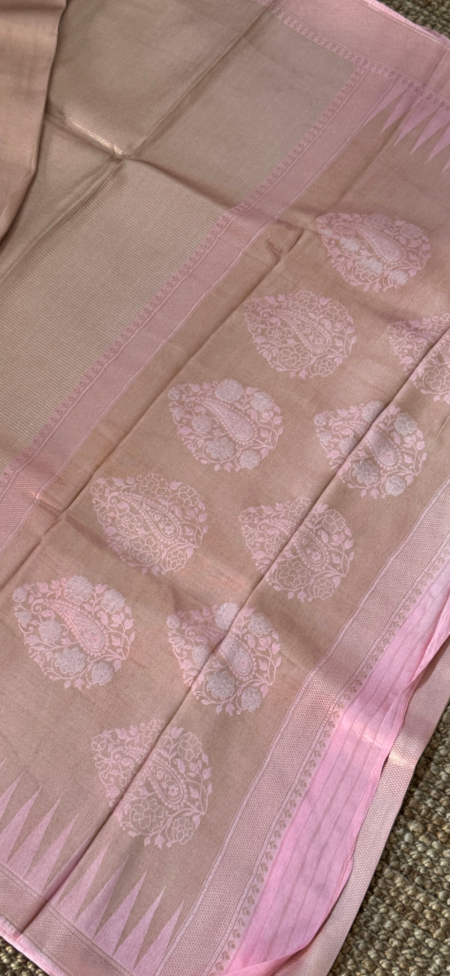 Pure Tissue Kanchivaram in Temple Border - Baby Pink