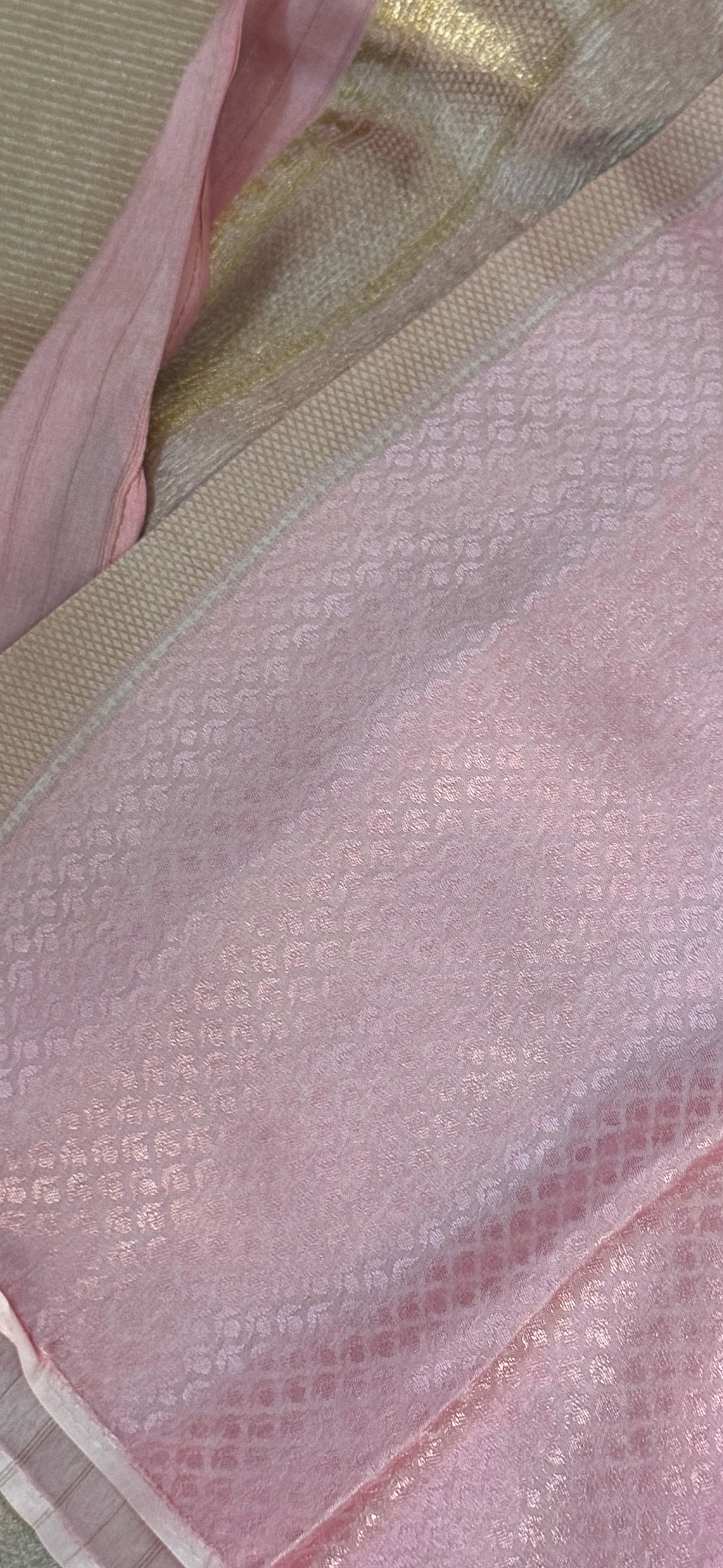 Pure Tissue Kanchivaram in Temple Border - Baby Pink