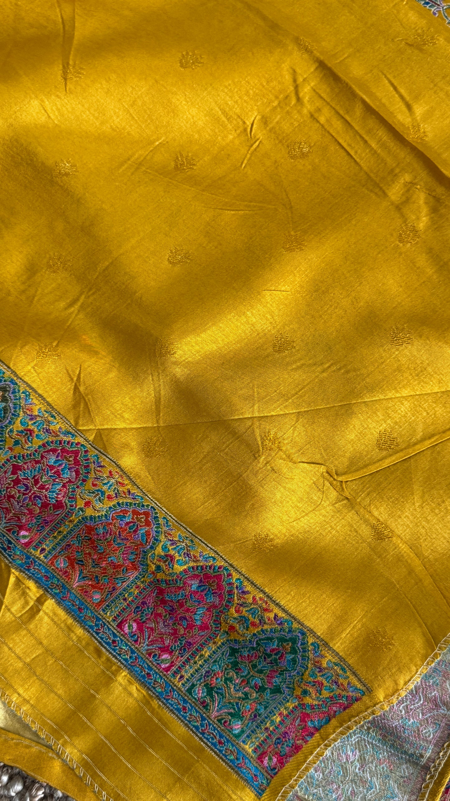 A Kashmiri Pashmina Banarasi Handwoven Storytelling Sarees - Yellow