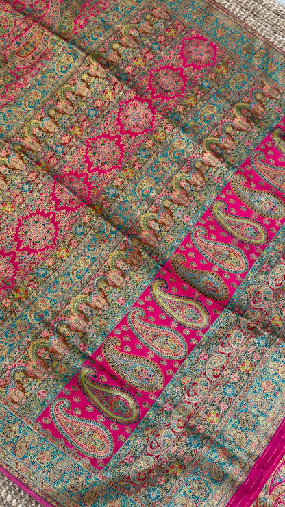 A Kashmiri Pashmina Banarasi Handwoven Floral Saree - Pink