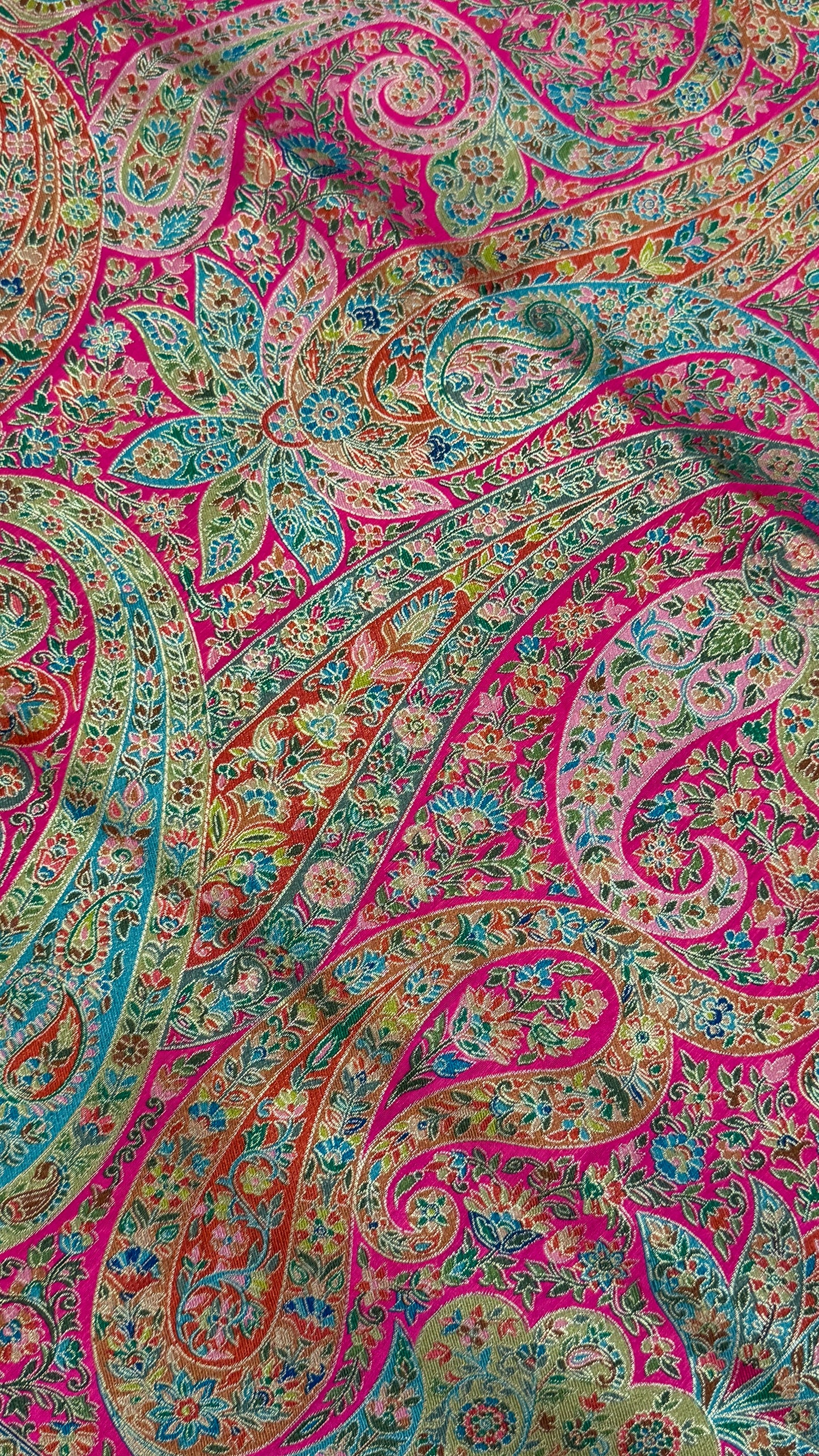 A Kashmiri Pashmina Banarasi Handwoven Floral Saree - Pink