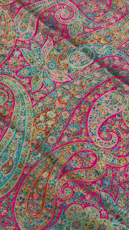 A Kashmiri Pashmina Banarasi Handwoven Floral Saree - Pink