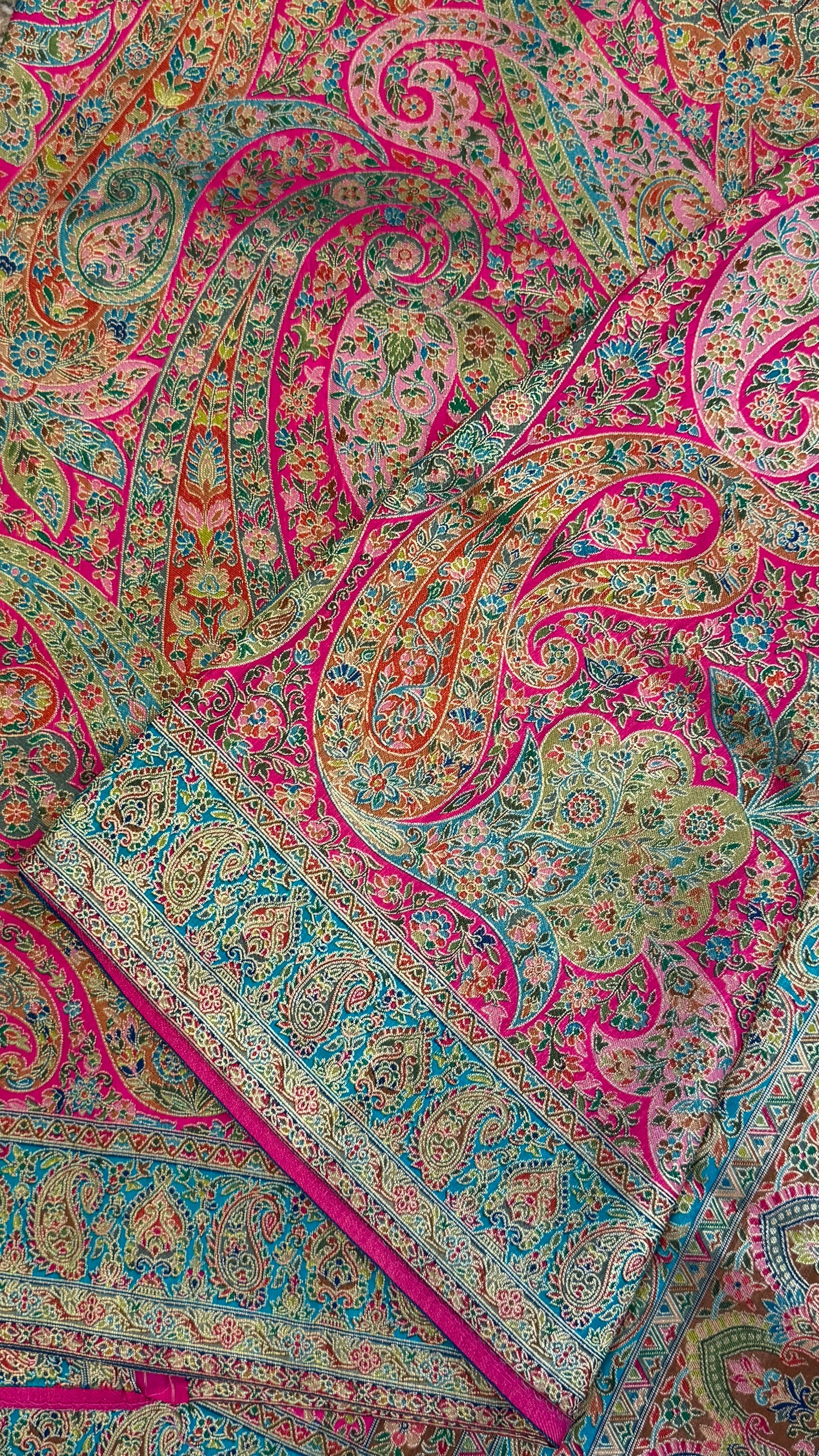 A Kashmiri Pashmina Banarasi Handwoven Floral Saree - Pink