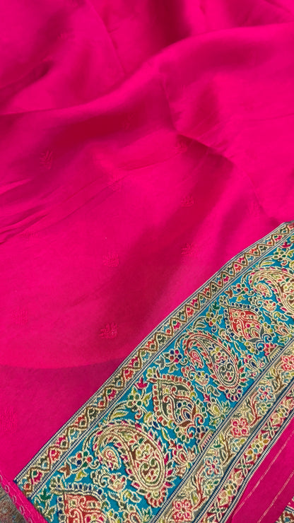 A Kashmiri Pashmina Banarasi Handwoven Floral Saree - Pink