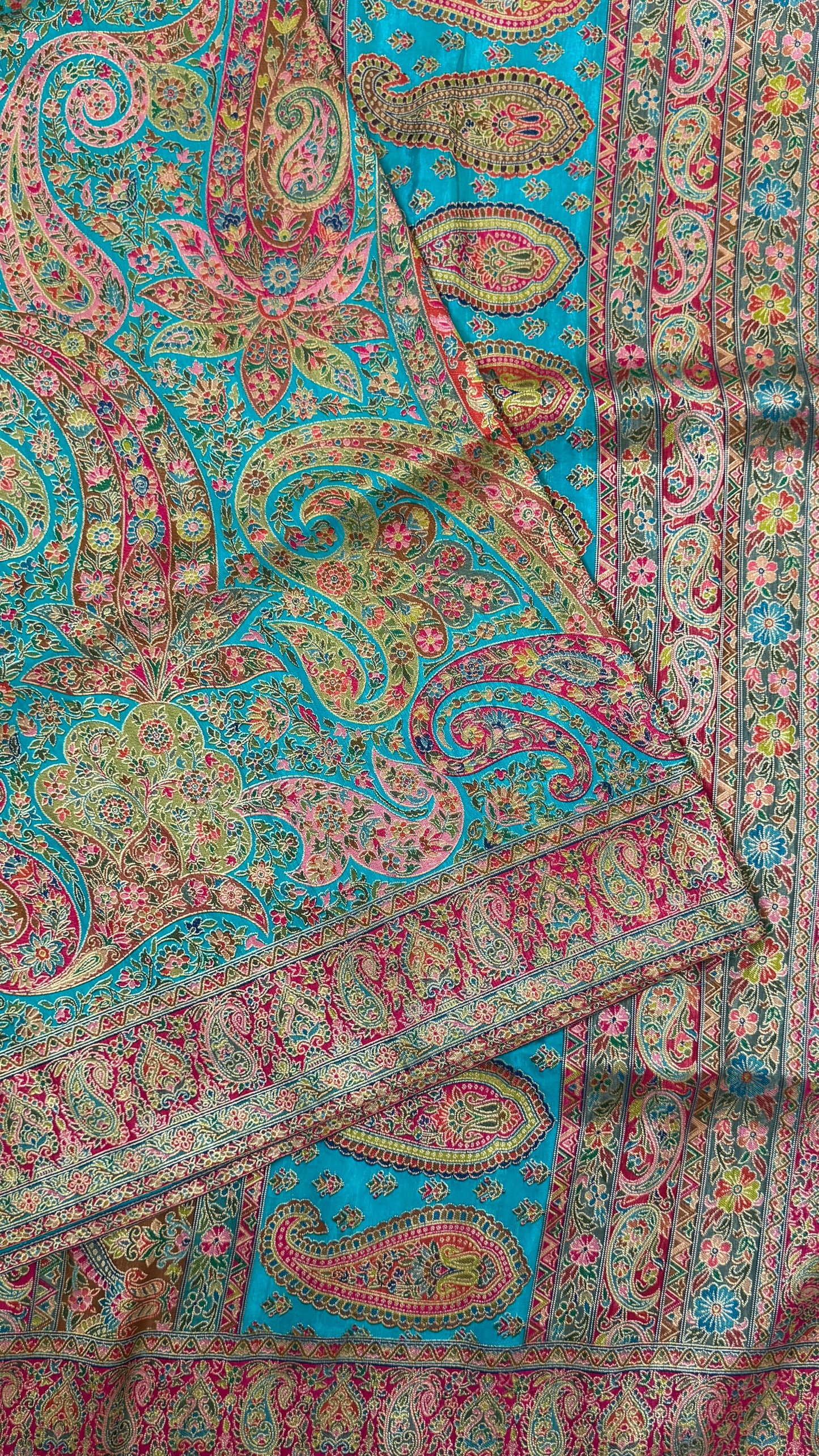 A Kashmiri Pashmina Banarasi Handwoven Floral Saree - Blue