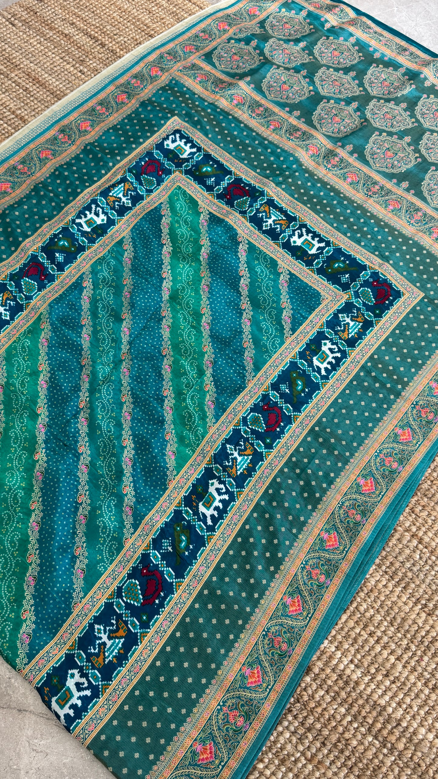 Lehariya Kashmiri Pashmina Saree - Teal