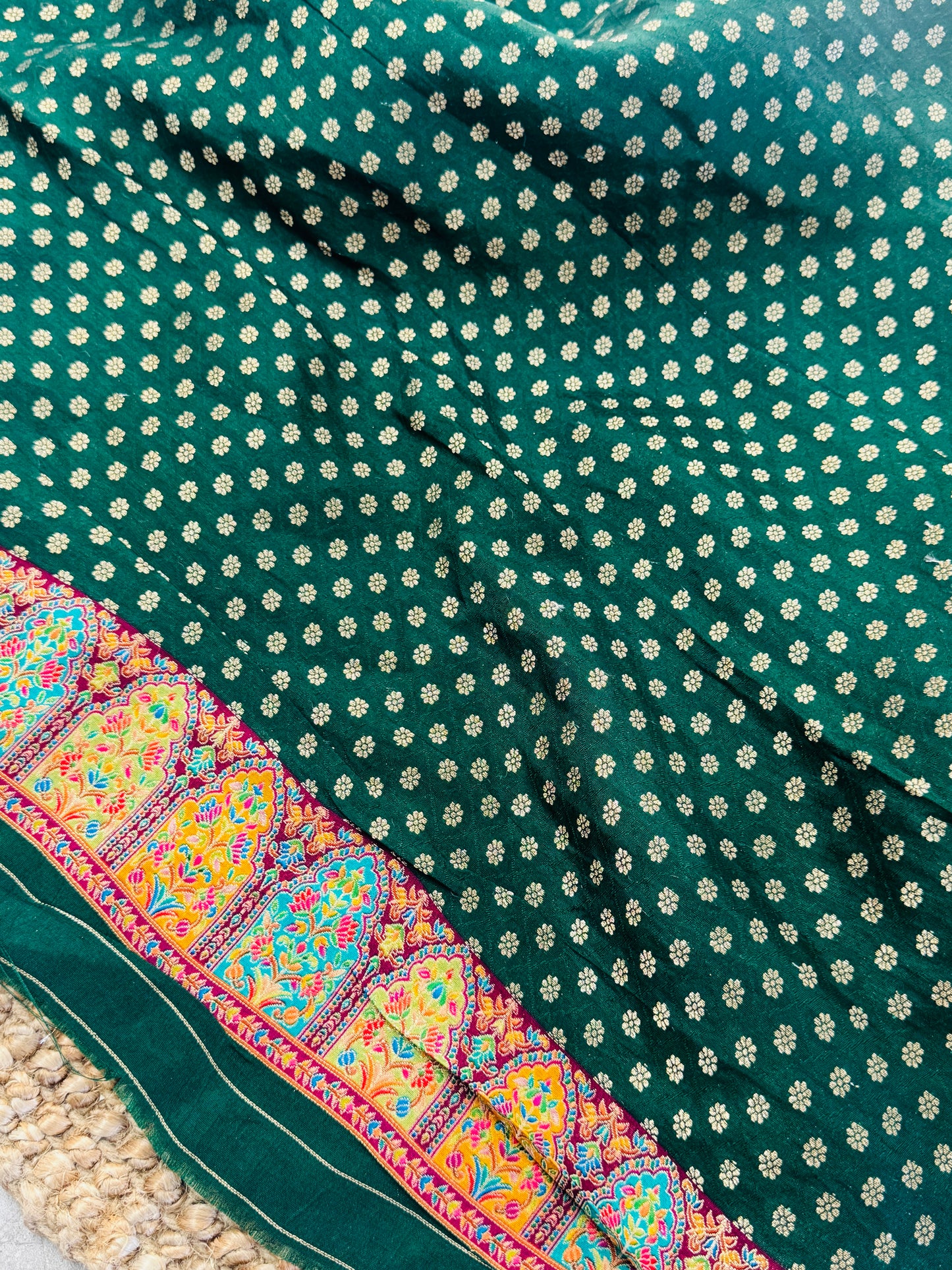 A Kashmiri Pashmina Banarasi Handwoven Storytelling Sarees - Wine