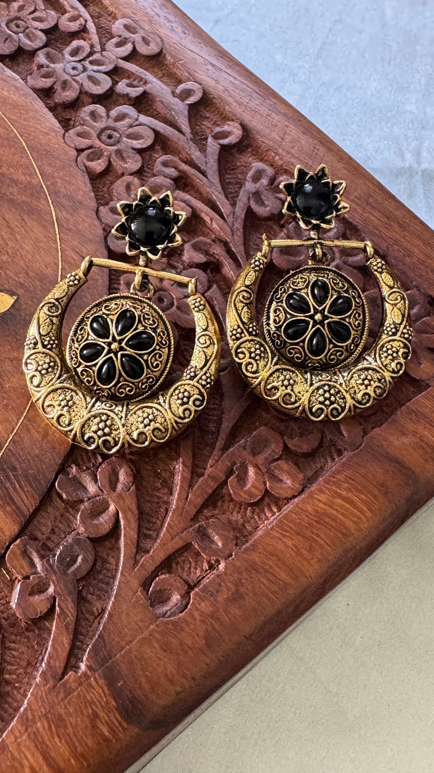 Gorgeous Designer Hangings Set - Black Stone with drops