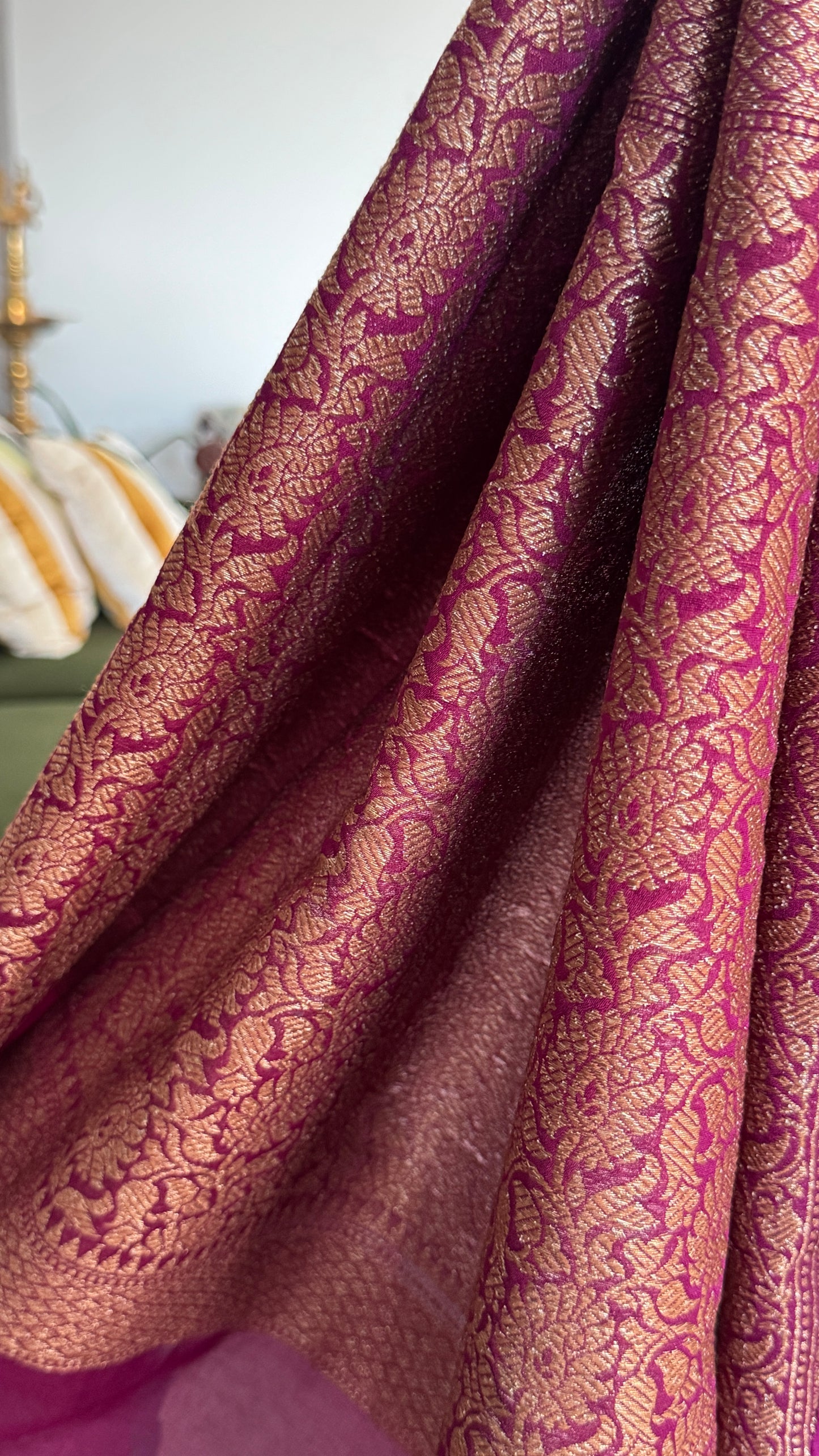 Raw Banarasi Handloom – Rama green with Wine