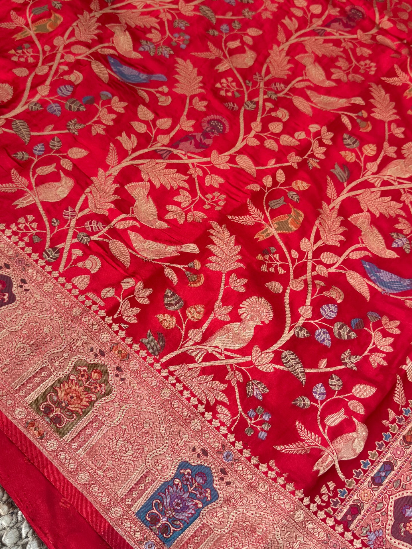 Soft Silk Banarasi Sarees with Meenakari Detailing - Red