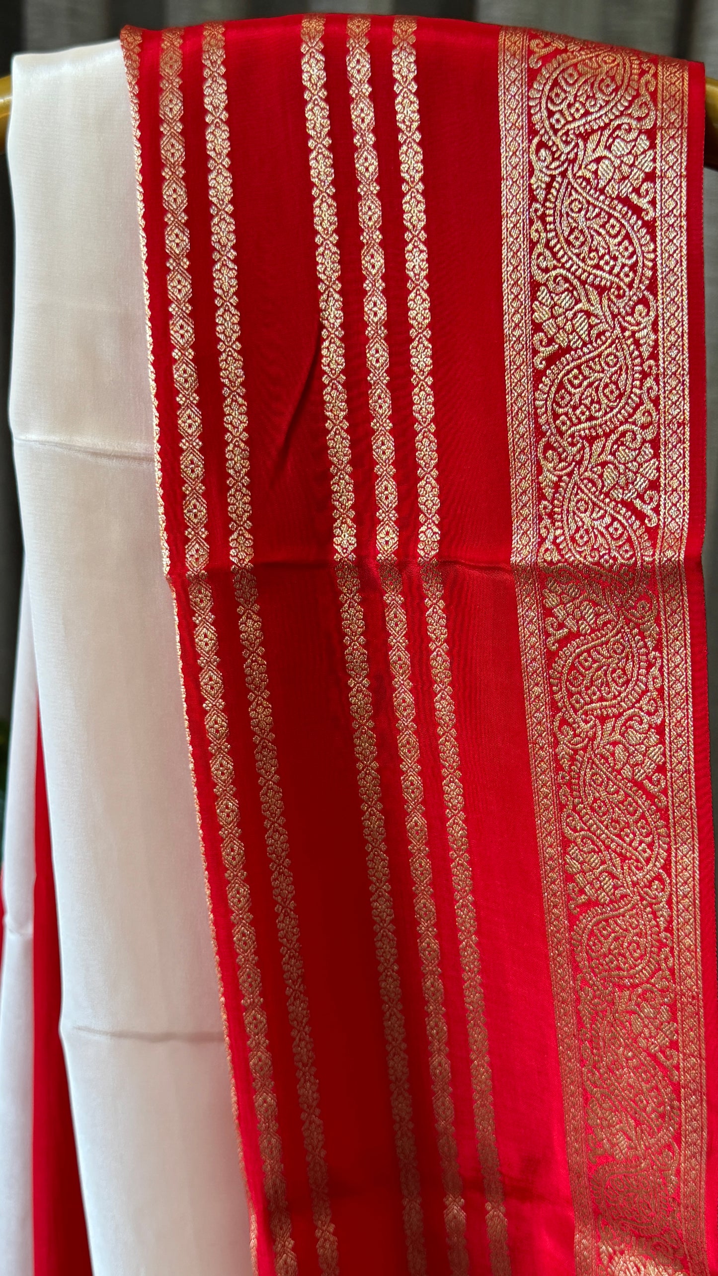 Pure Crepe silk saree – White and Red