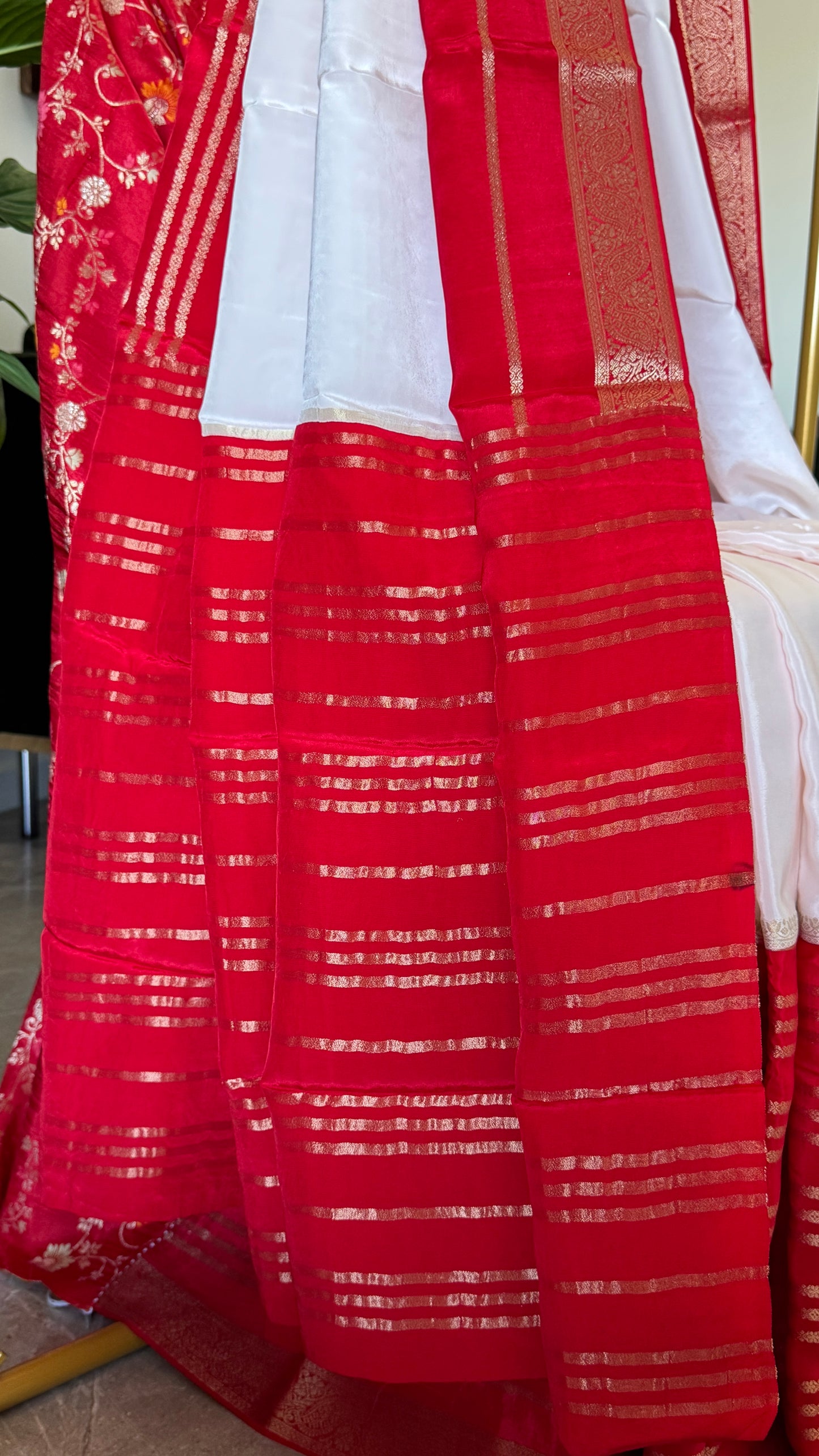 Pure Crepe silk saree – White and Red