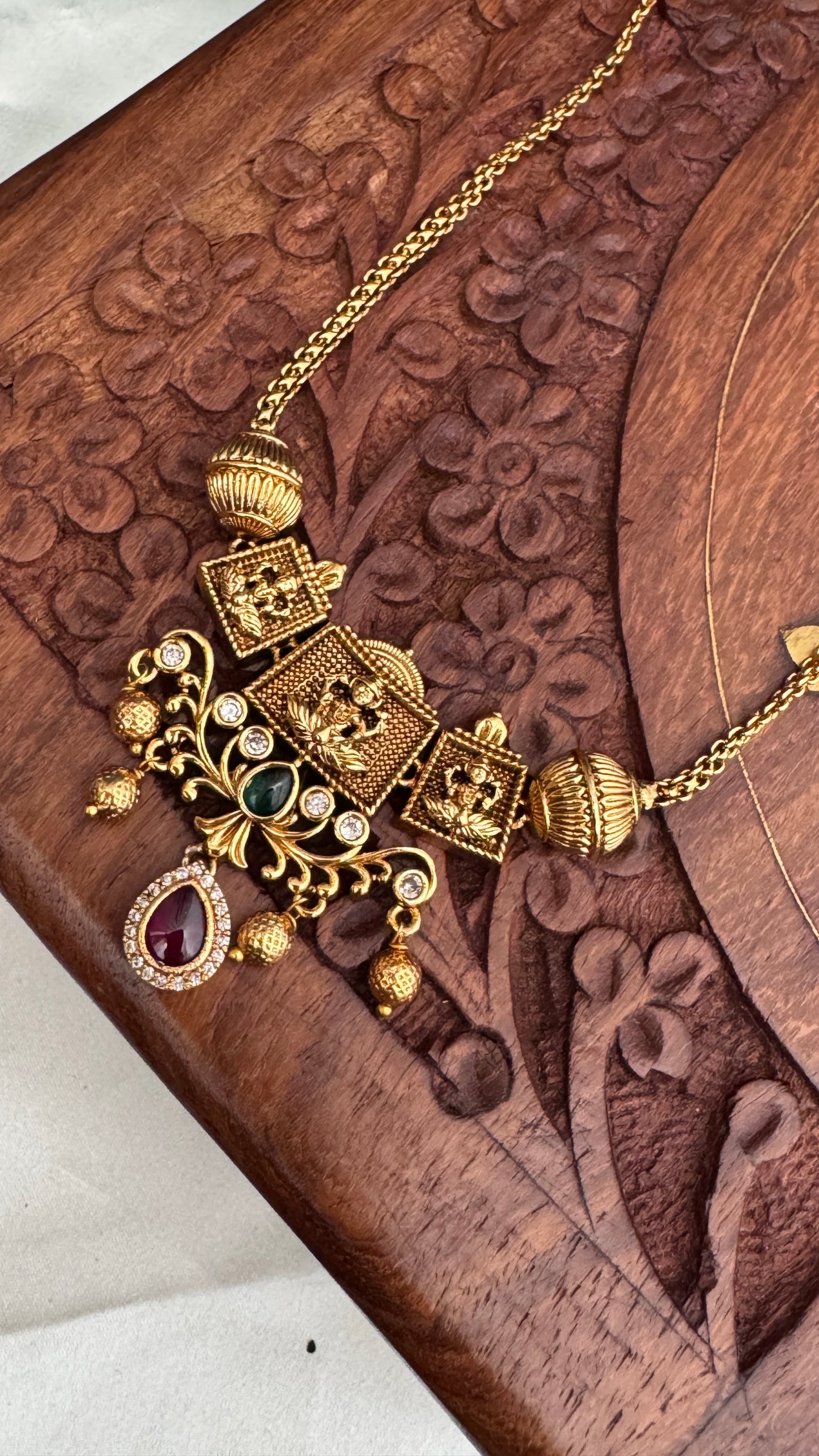 Lakshmi Choker set