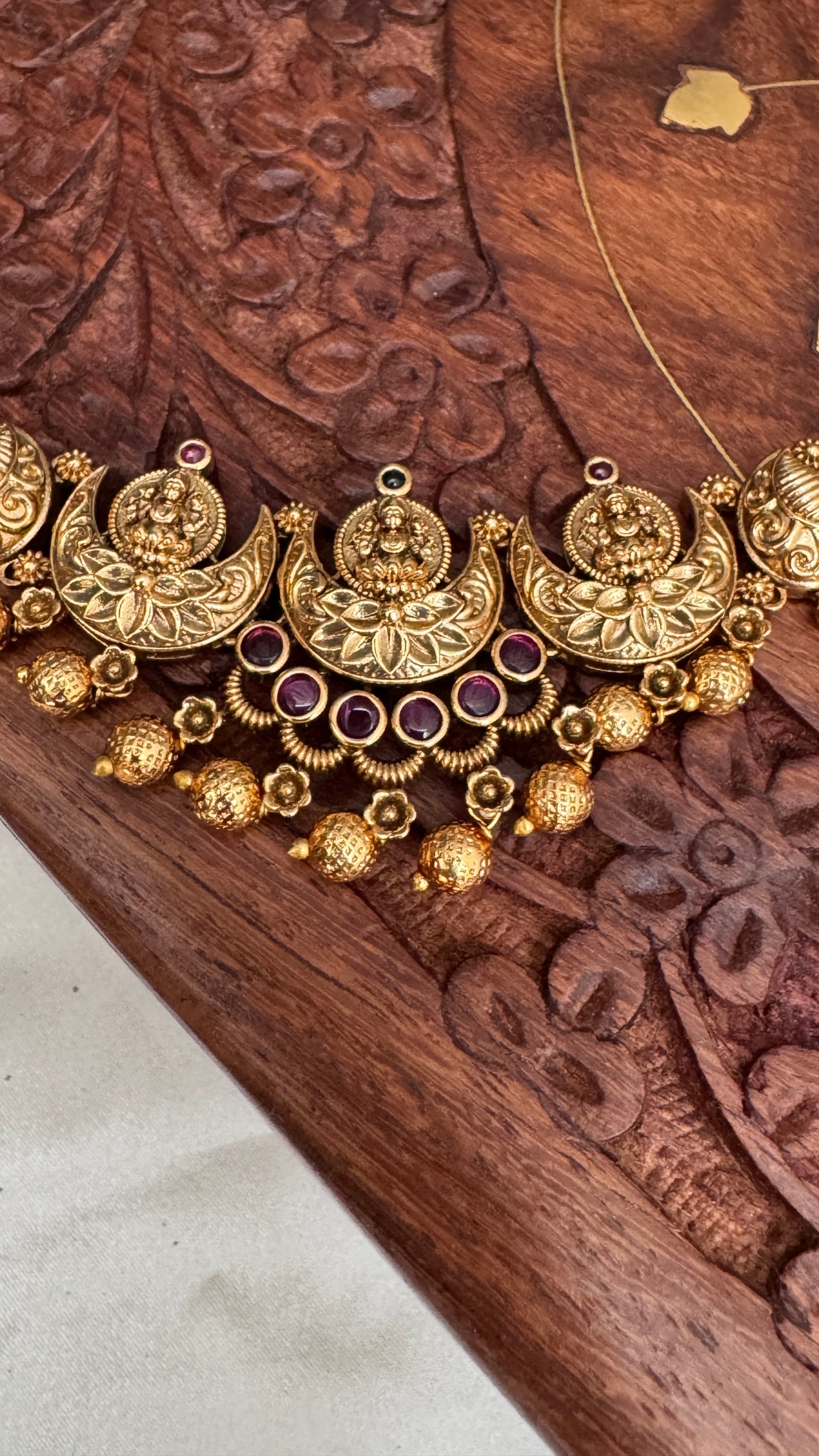 Lakshmi With Moon Design Choker set
