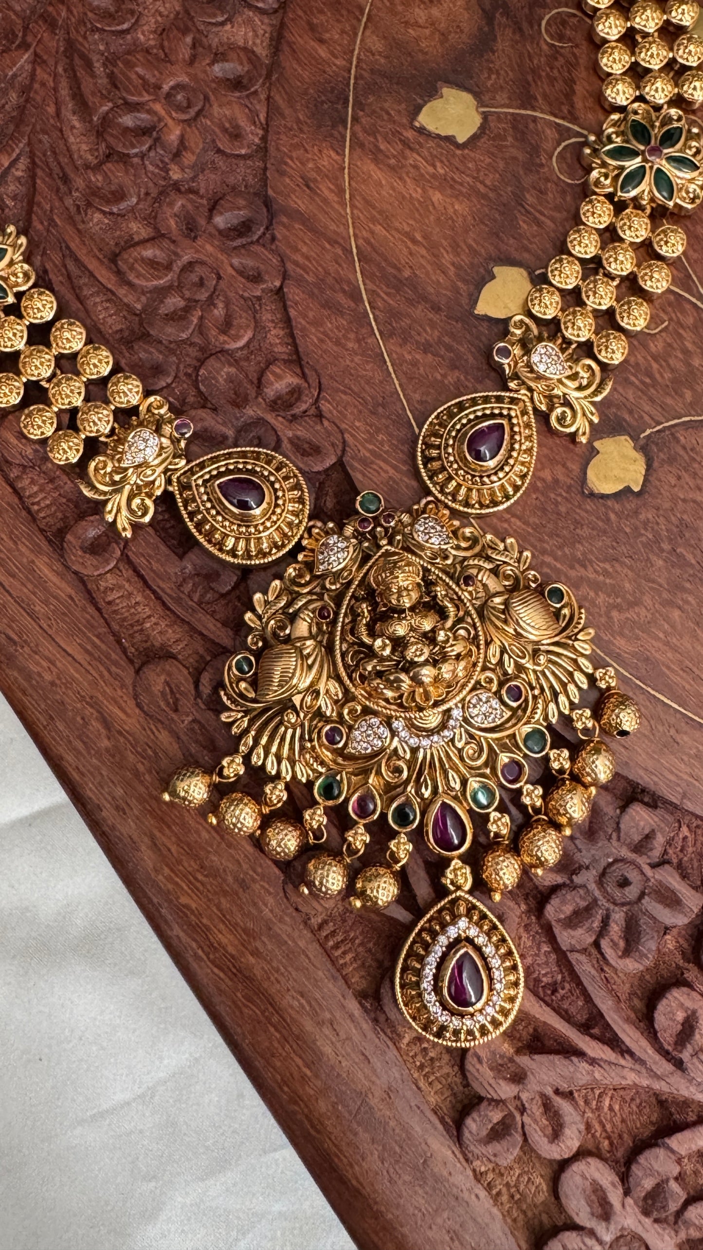 Temple Jewellery Set – Medium length Lakshmi Pendant Set with Earrings