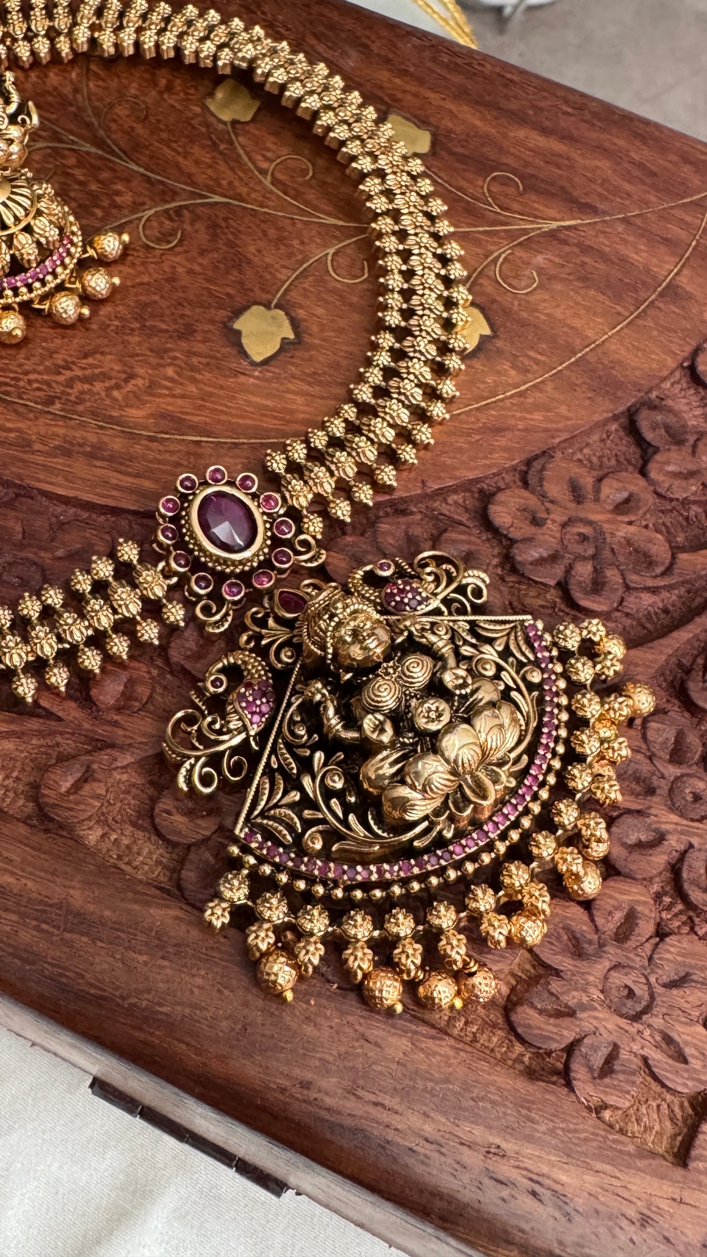 Unique Long Lakshmi Temple Haar Jewellery Set