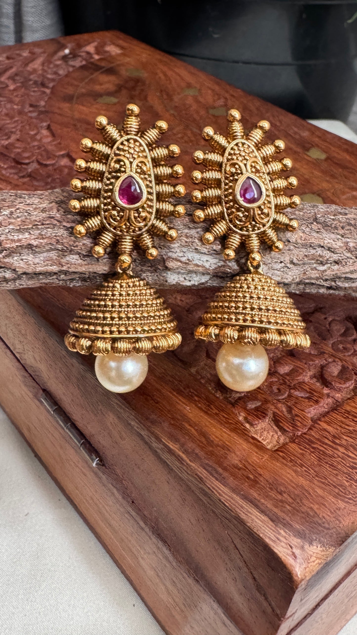 Unique Geometric Temple Jewellery Set with Jhumkas