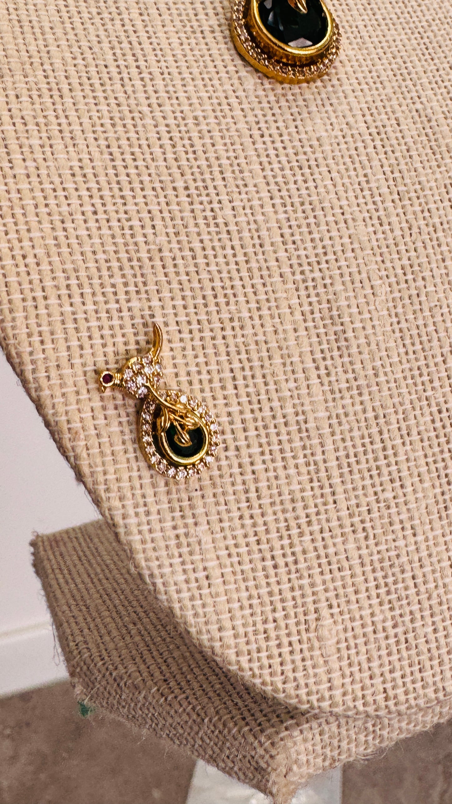 Simple Necklace Set with Green Stone