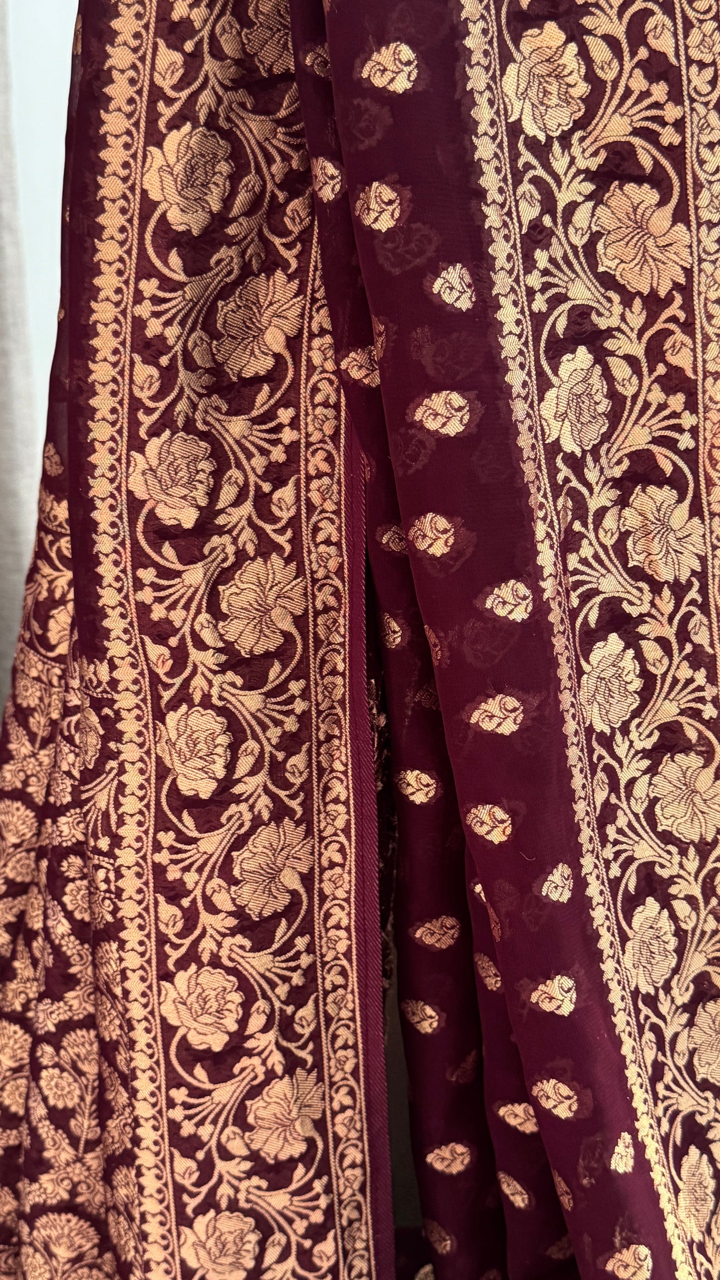 Pure Crushed Georgette Banarasi Saree – Maroon